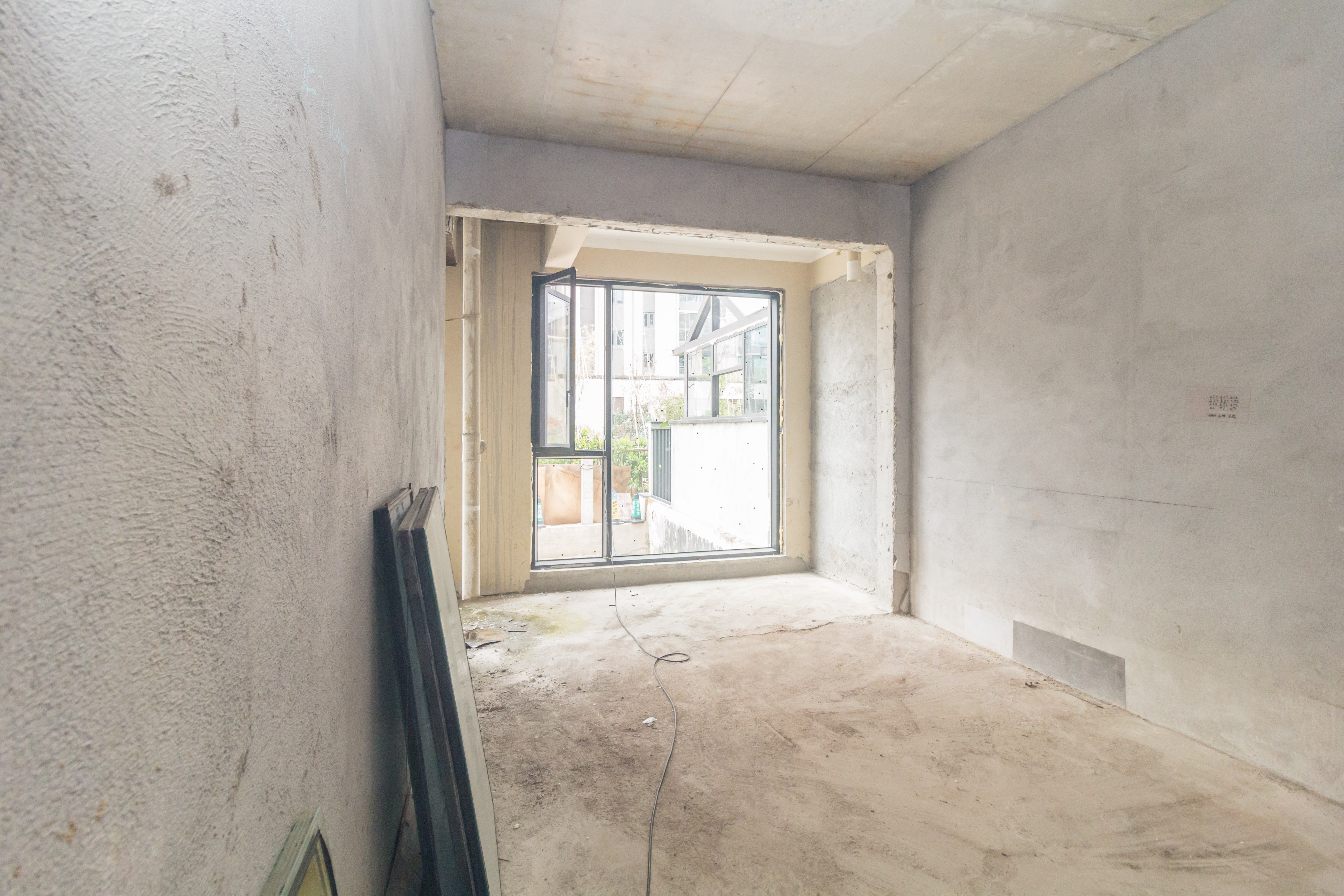 龙湖碧桂园天宸原著  5室2厅2卫    460.0万卧室