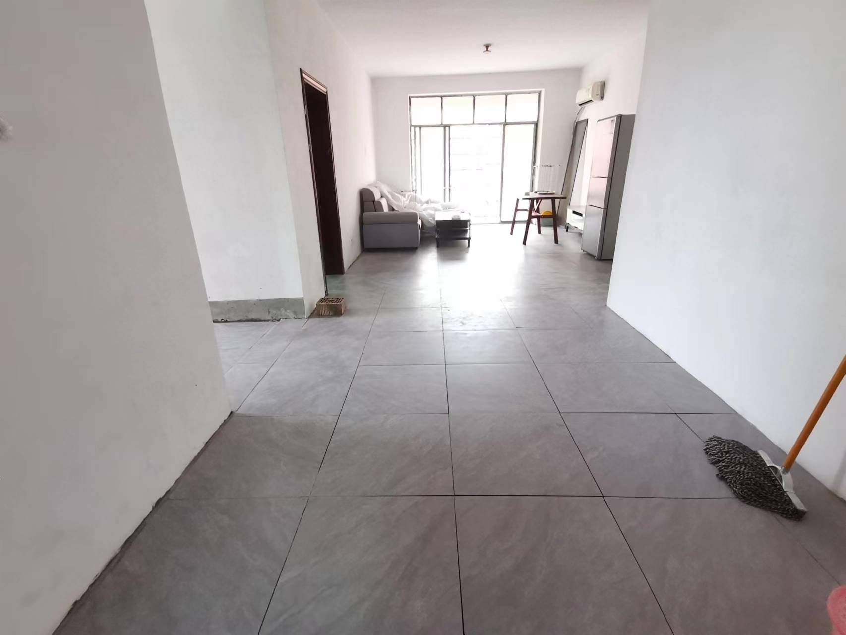 庐山恋 3室2厅1卫 73.0万 庐山恋 3室2厅1卫 73.0万室内图