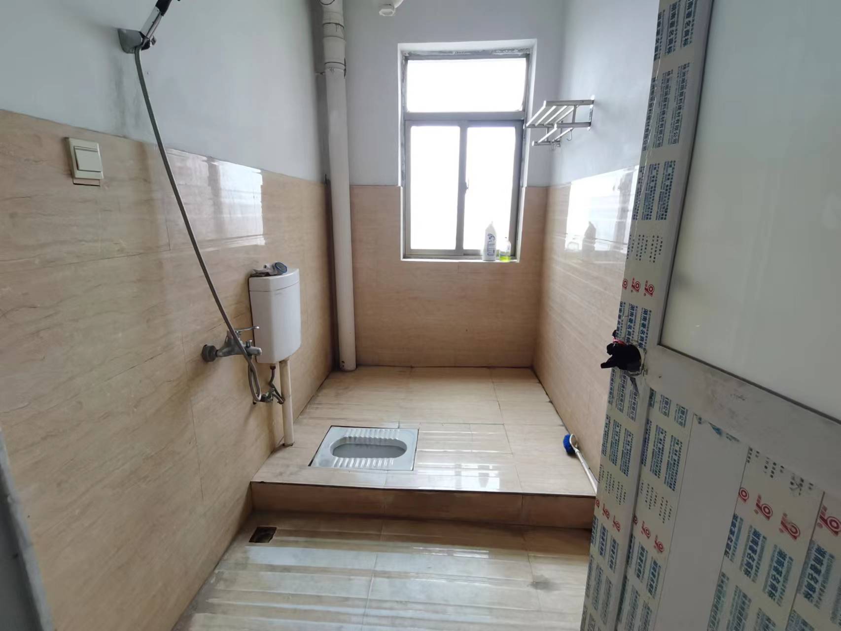 庐山恋 3室2厅1卫 73.0万 庐山恋 3室2厅1卫 73.0万室内图