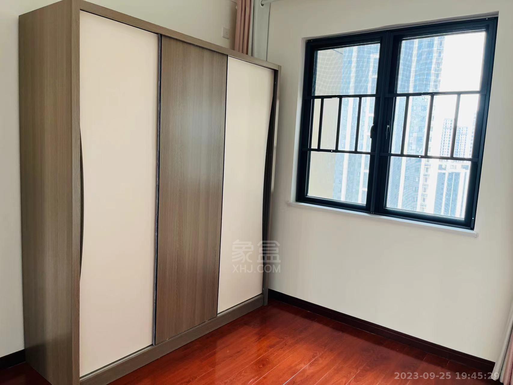 中建玥熙台  3室2厅2卫   2300.00元/月室内图
