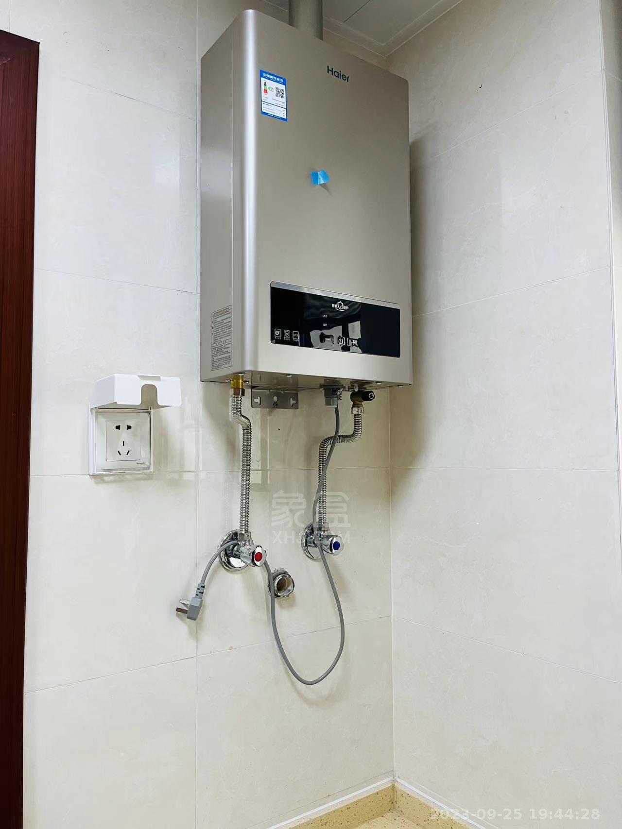 中建玥熙台  3室2厅2卫   2300.00元/月室内图