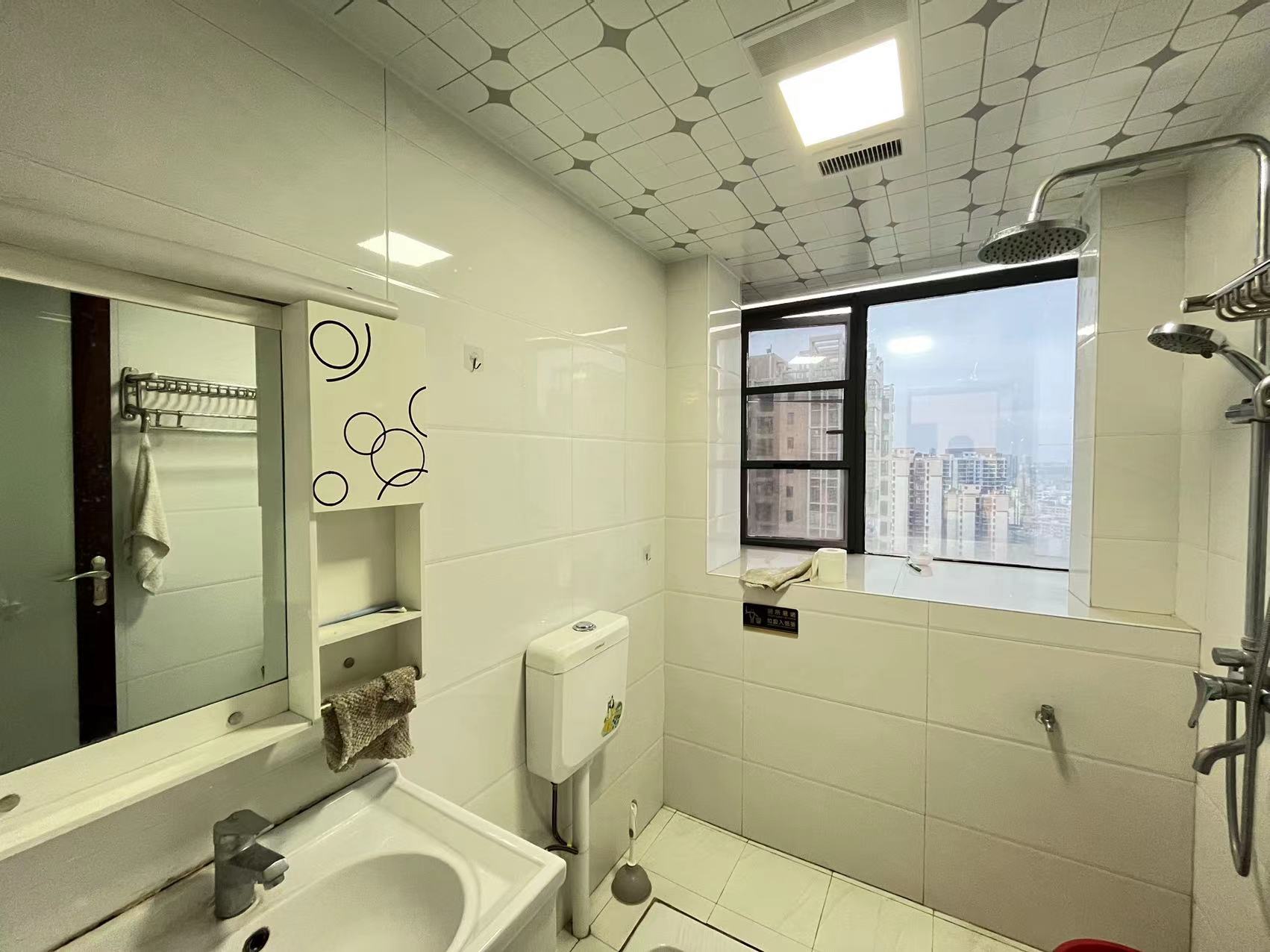 流金岁月-华晨国际 2室2厅1卫 68.8万 流金岁月-华晨国际 2室2厅1卫 68.8万室内图