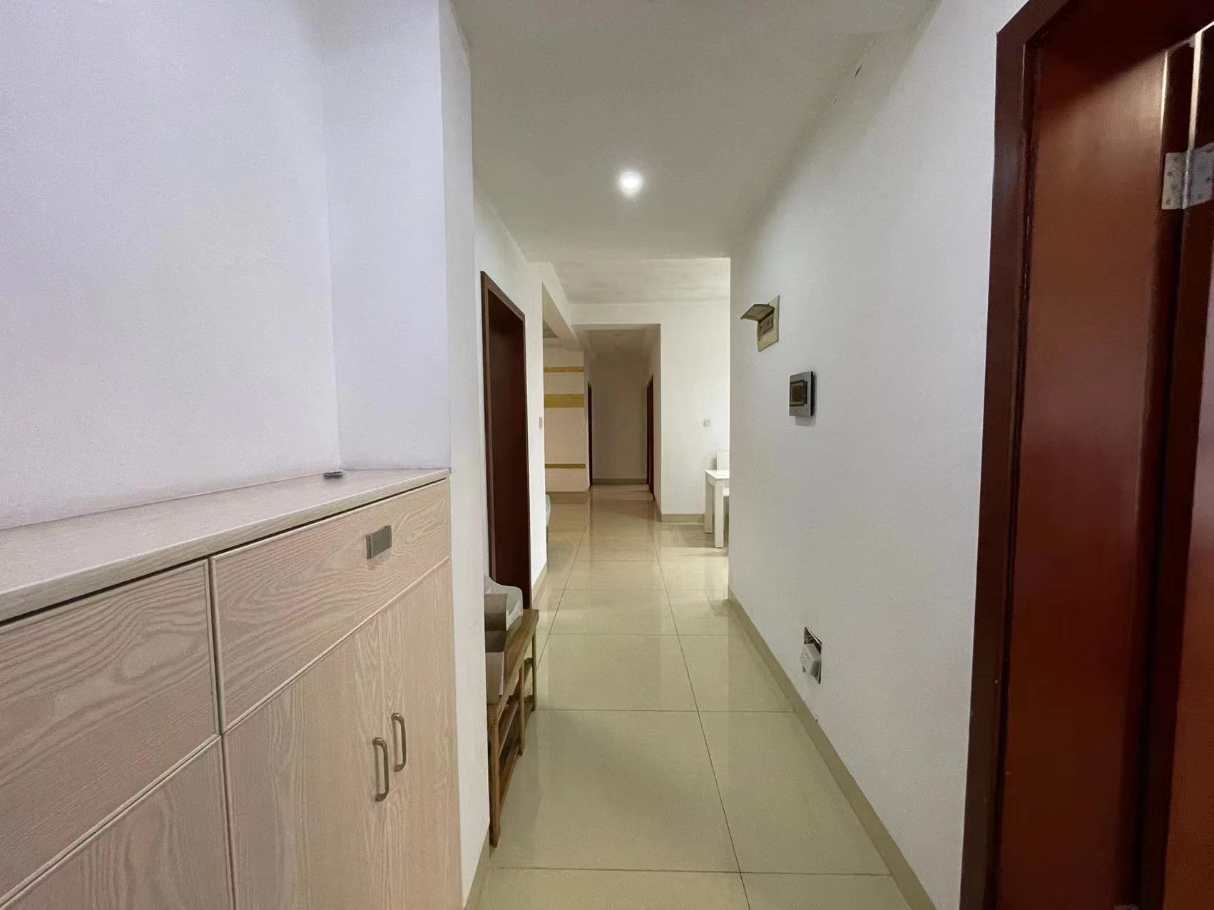 庐山春天二期曼城 4室2厅2卫 79.8万 庐山春天二期曼城 4室2厅2卫 79.8万室内图