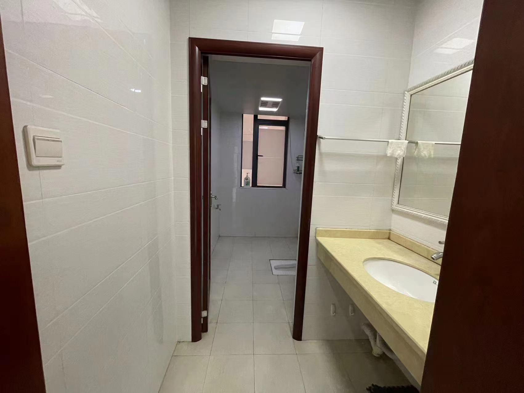 庐山春天二期曼城 4室2厅2卫 79.8万 庐山春天二期曼城 4室2厅2卫 79.8万室内图