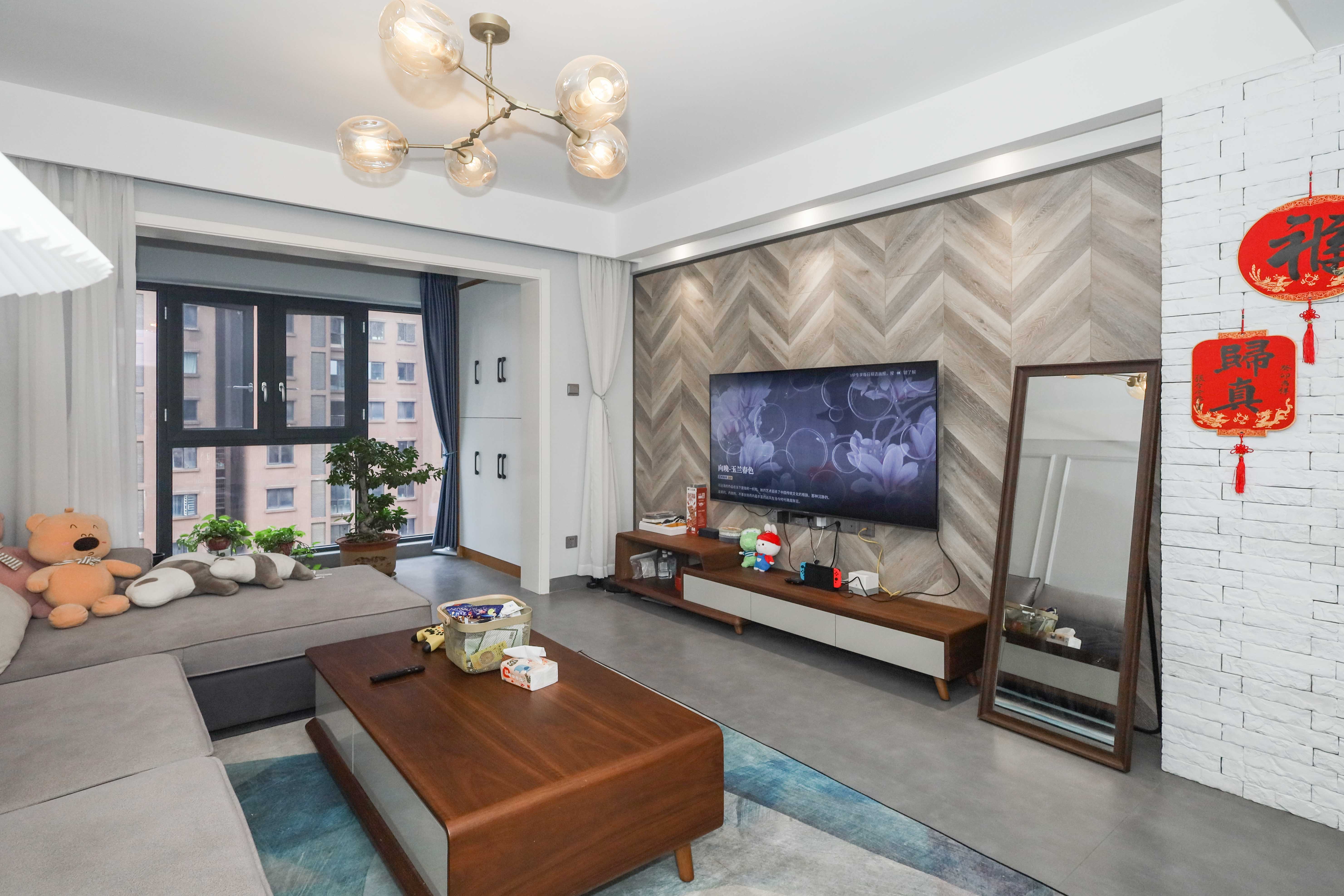 中冶中央公园  3室2厅2卫    151.8万客厅