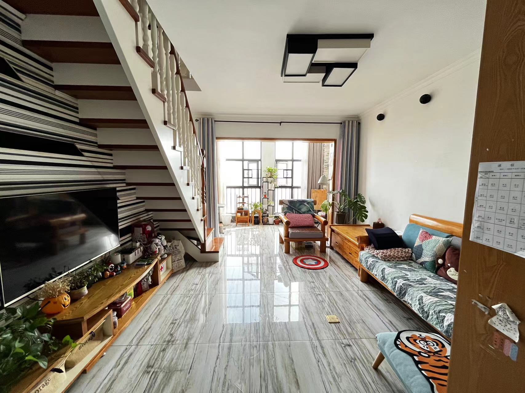 康桥美郡 3室2厅3卫 72.0万 康桥美郡 3室2厅3卫 72.0万室内图