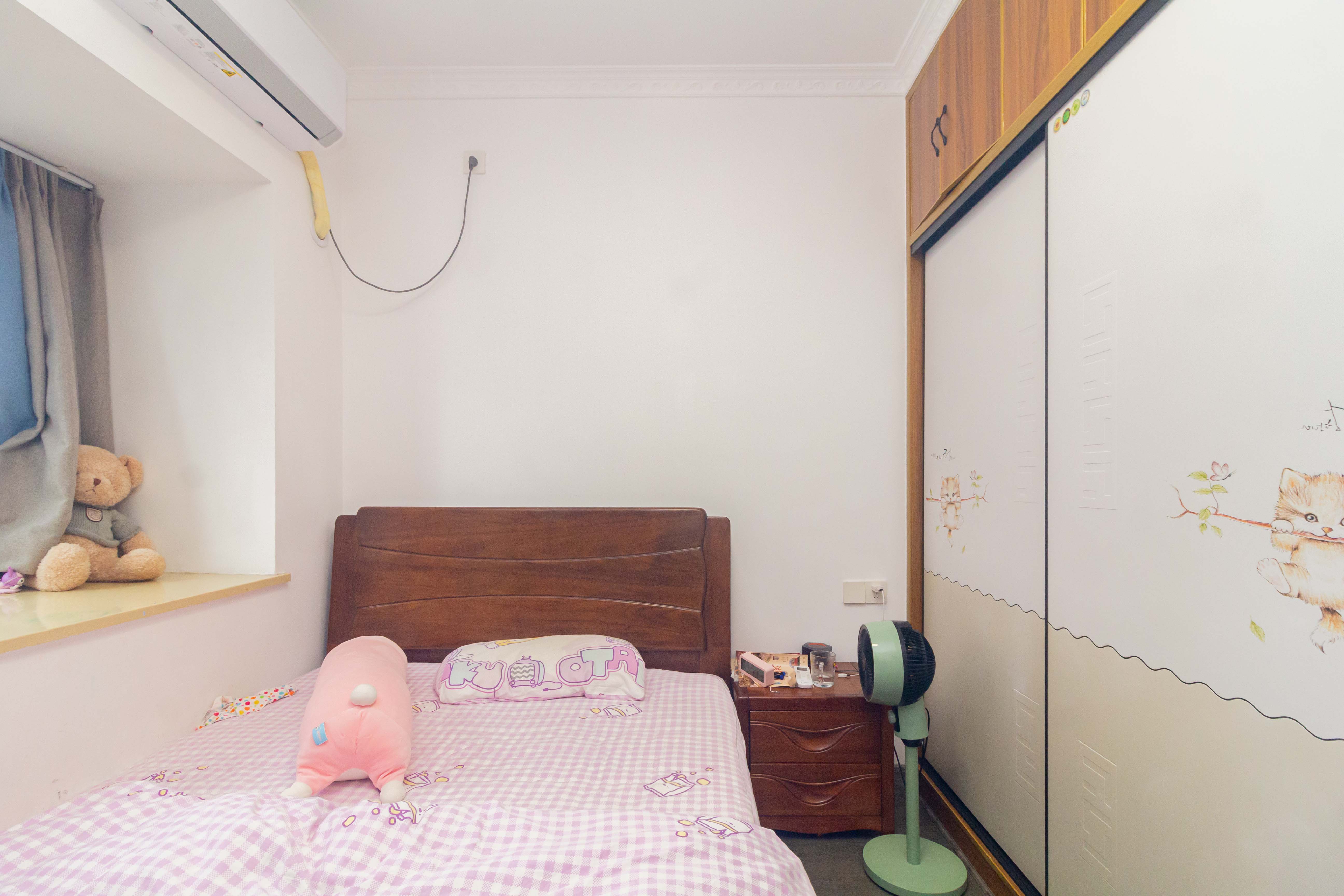 金科天悦(金科美邻汇) 4室2厅1卫 95.8万 金科天悦(金科美邻汇) 4室2厅1卫 95.8万卧室