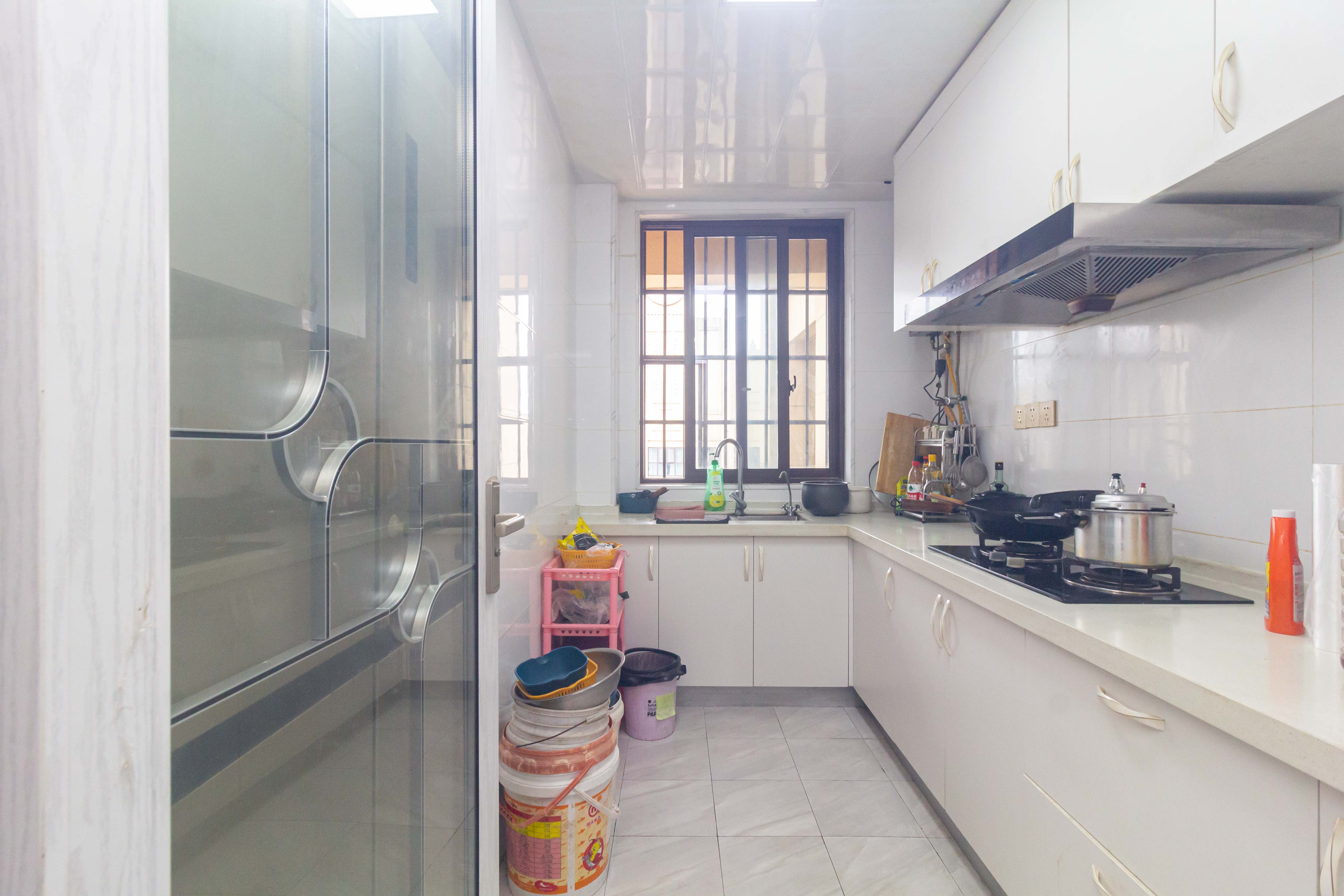 东方美地  4室2厅1卫    93.8万 东方美地  4室2厅1卫    93.8万厨房