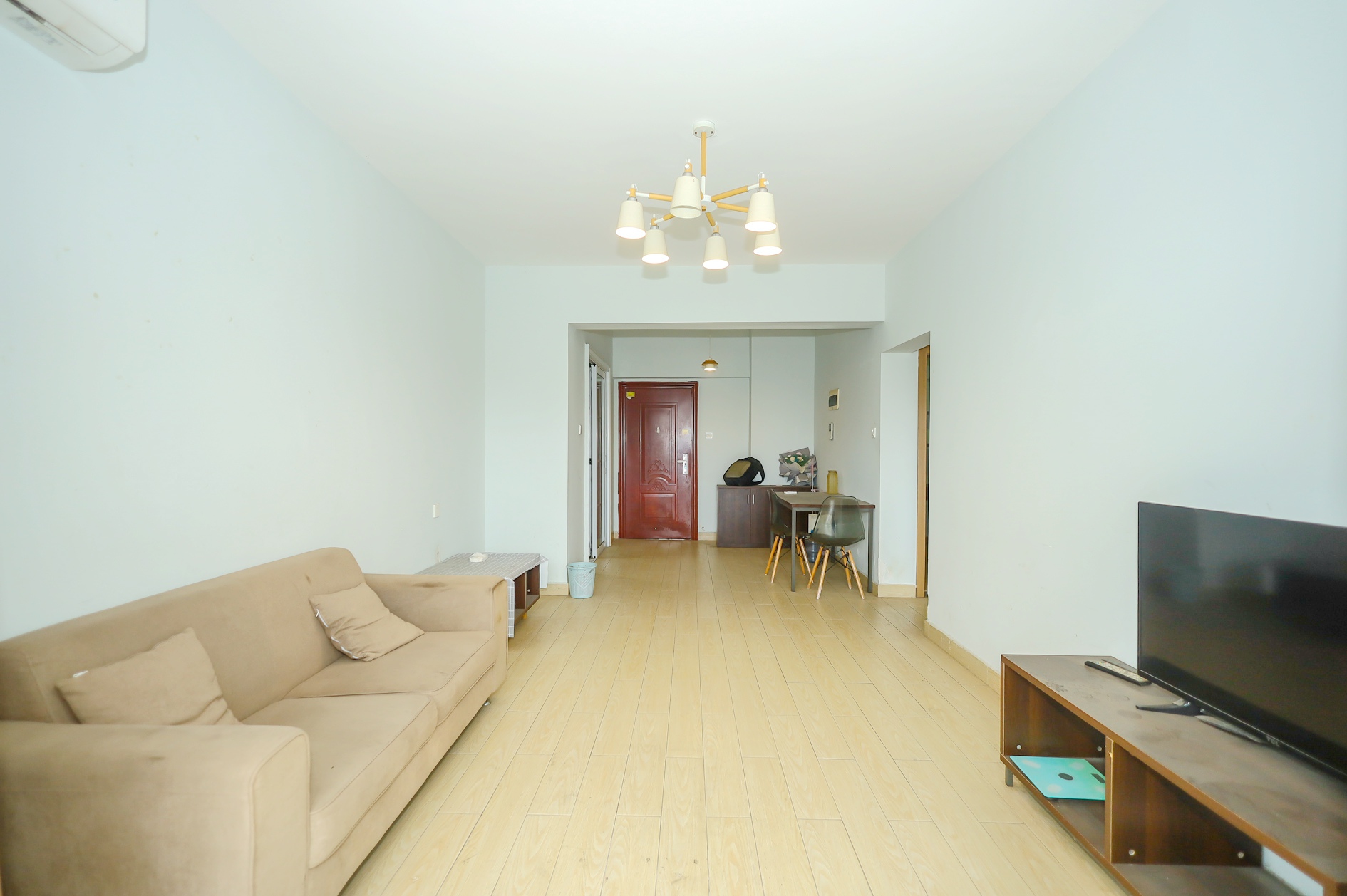 时代星空 2室1厅1卫 40.8万 时代星空 2室1厅1卫 40.8万客厅