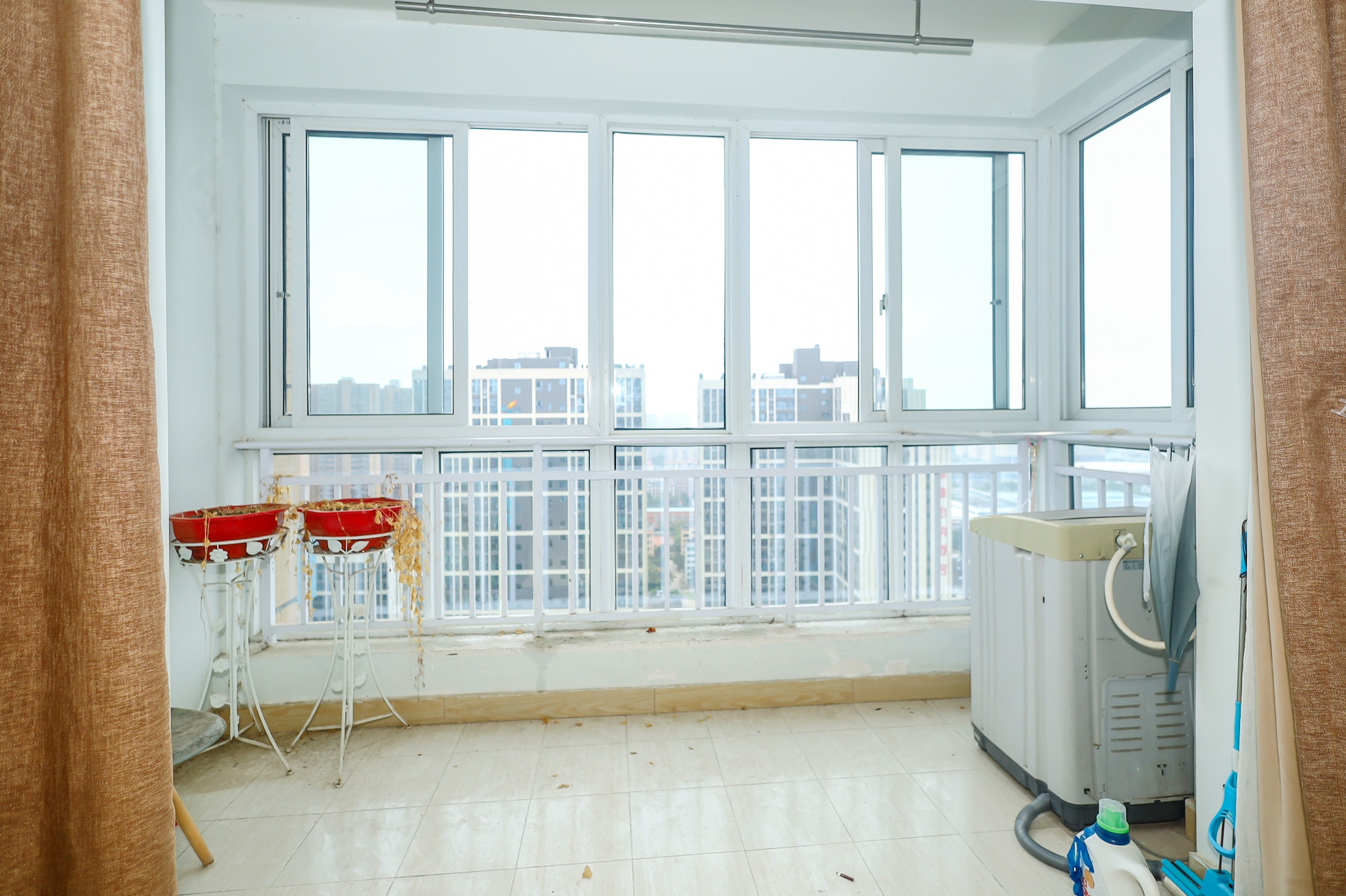 时代星空 2室1厅1卫 40.8万 时代星空 2室1厅1卫 40.8万阳台