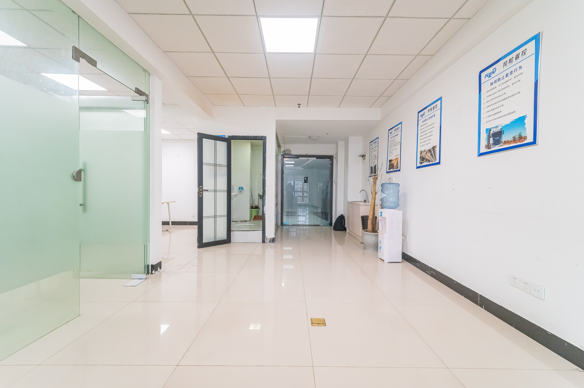 博雅例外 0室0厅0卫 31.0万 博雅例外 0室0厅0卫 31.0万客厅