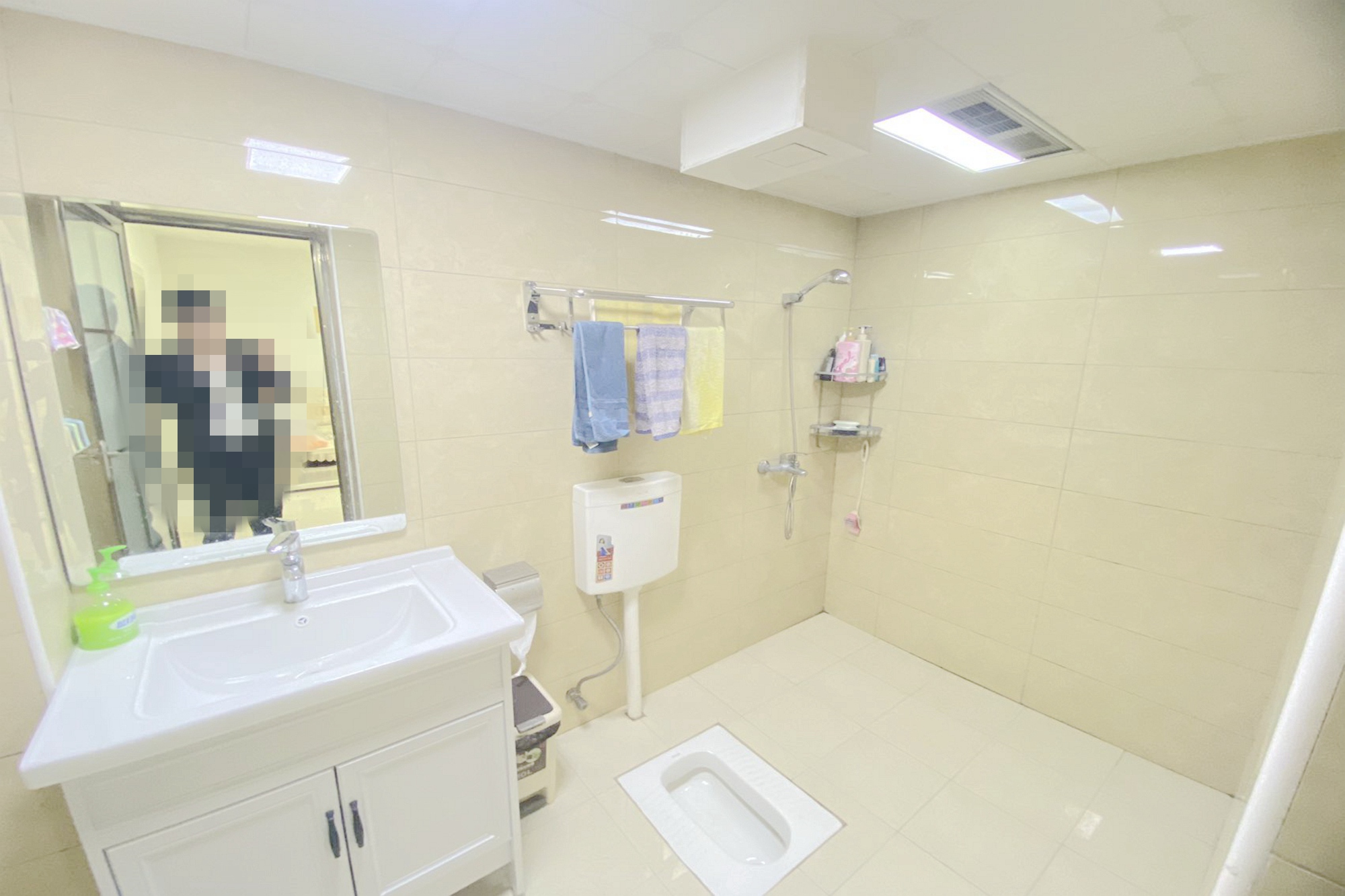 中意花苑  2室2厅1卫   69.80万卫生间