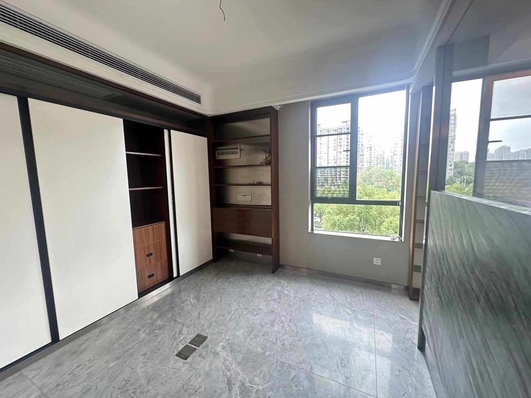 泰山公馆 3室2厅1卫 53.8万 泰山公馆 3室2厅1卫 53.8万室内图