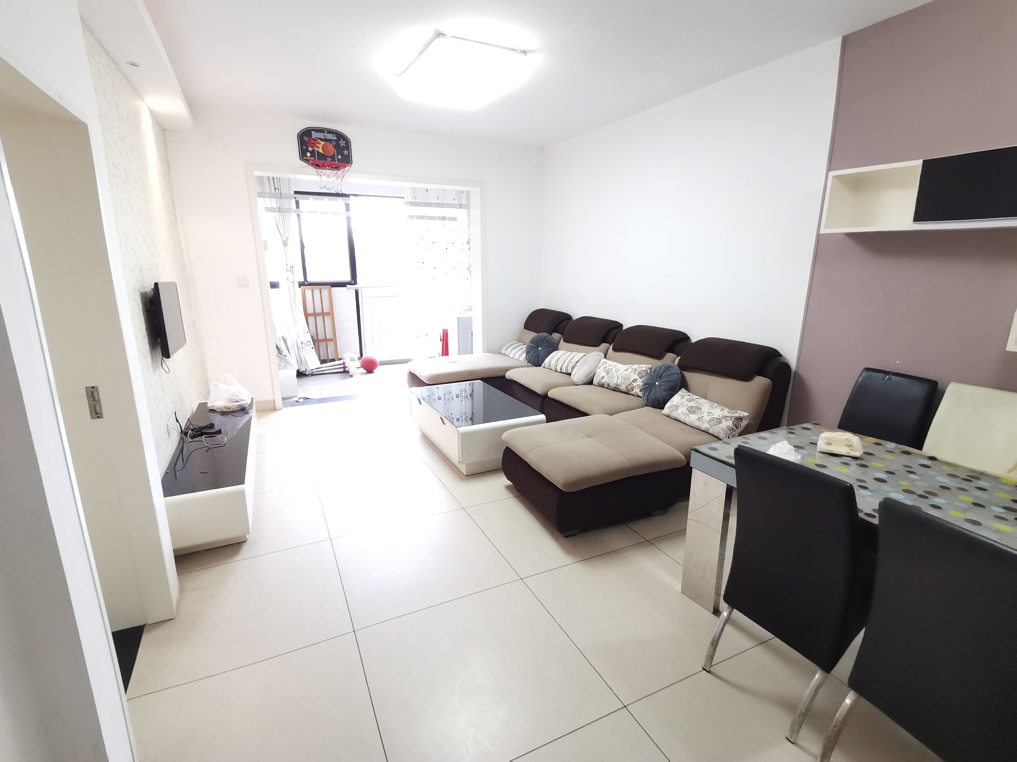 莱茵小镇  2室2厅1卫    38.0万 莱茵小镇  2室2厅1卫    38.0万室内图