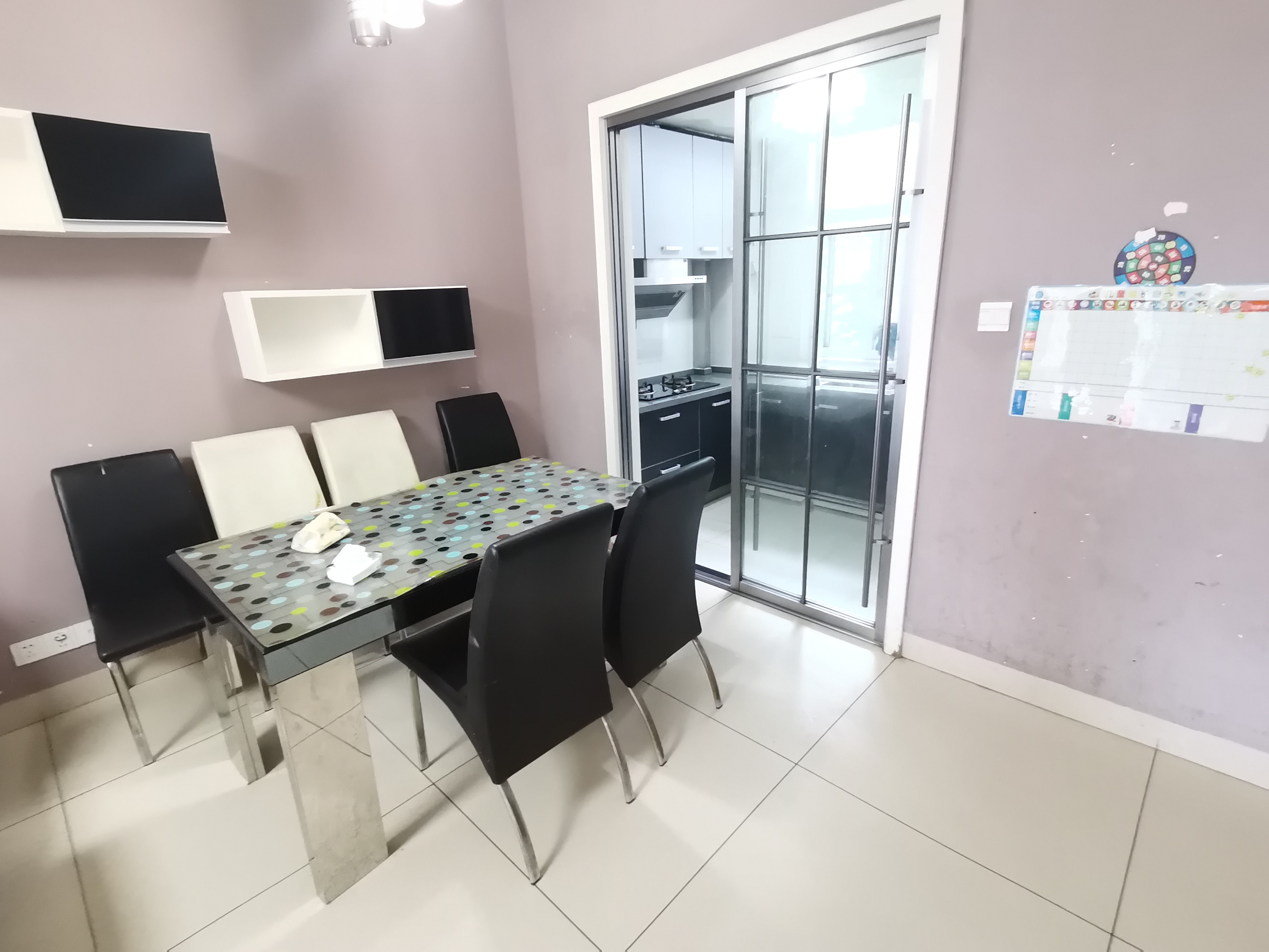 莱茵小镇  2室2厅1卫    38.0万 莱茵小镇  2室2厅1卫    38.0万室内图