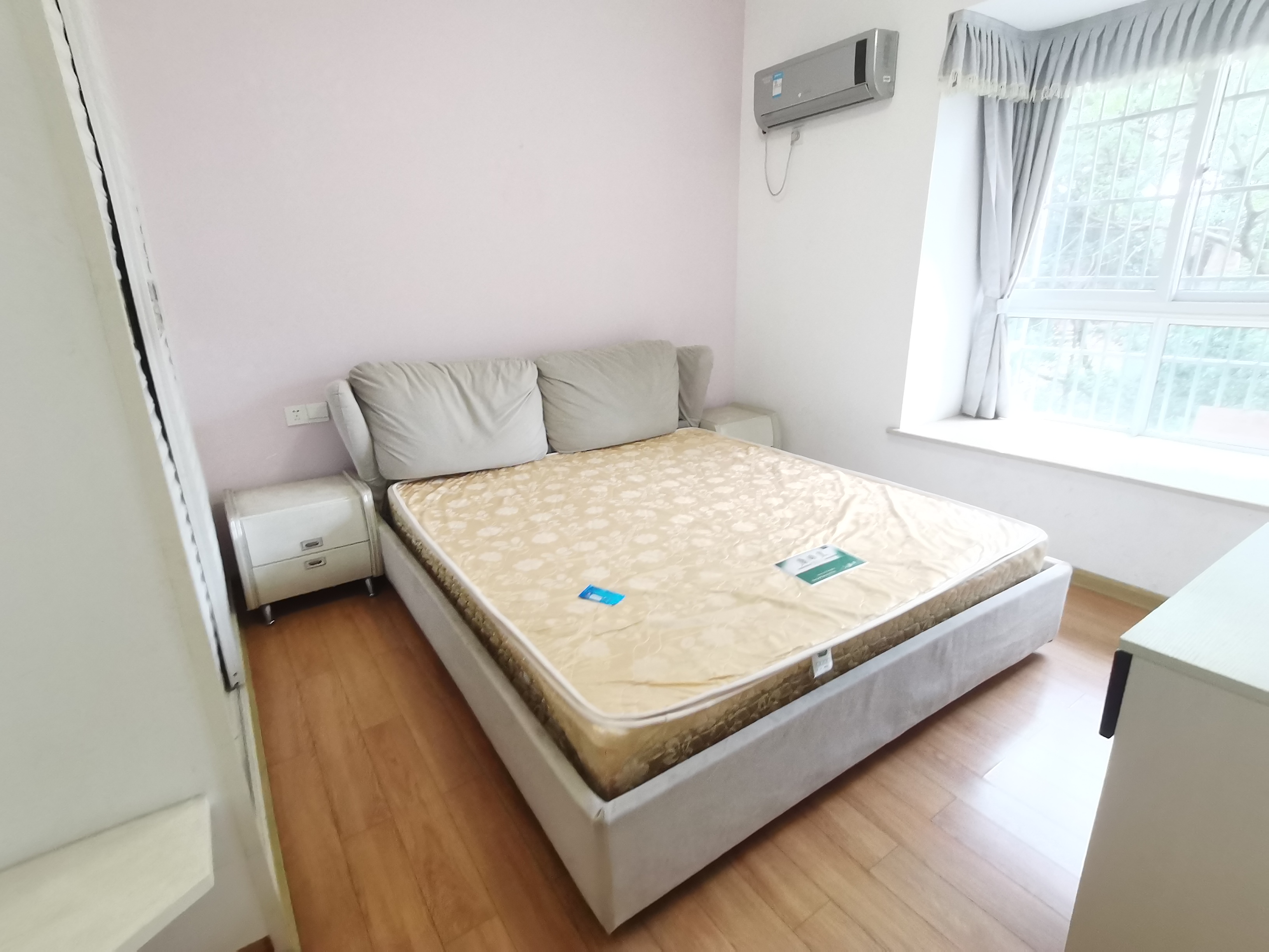 莱茵小镇  2室2厅1卫    38.0万 莱茵小镇  2室2厅1卫    38.0万室内图