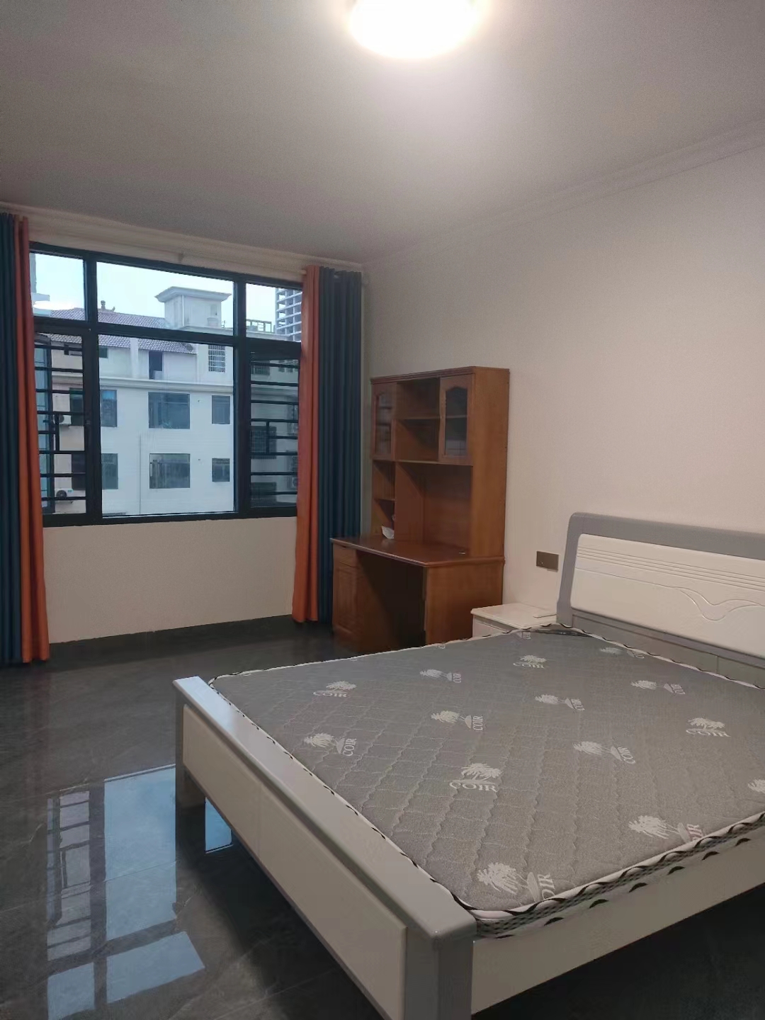 南垅社区(A区) 3室2厅1卫 1600.00元/月 南垅社区(A区) 3室2厅1卫 1600.00元/月室内图