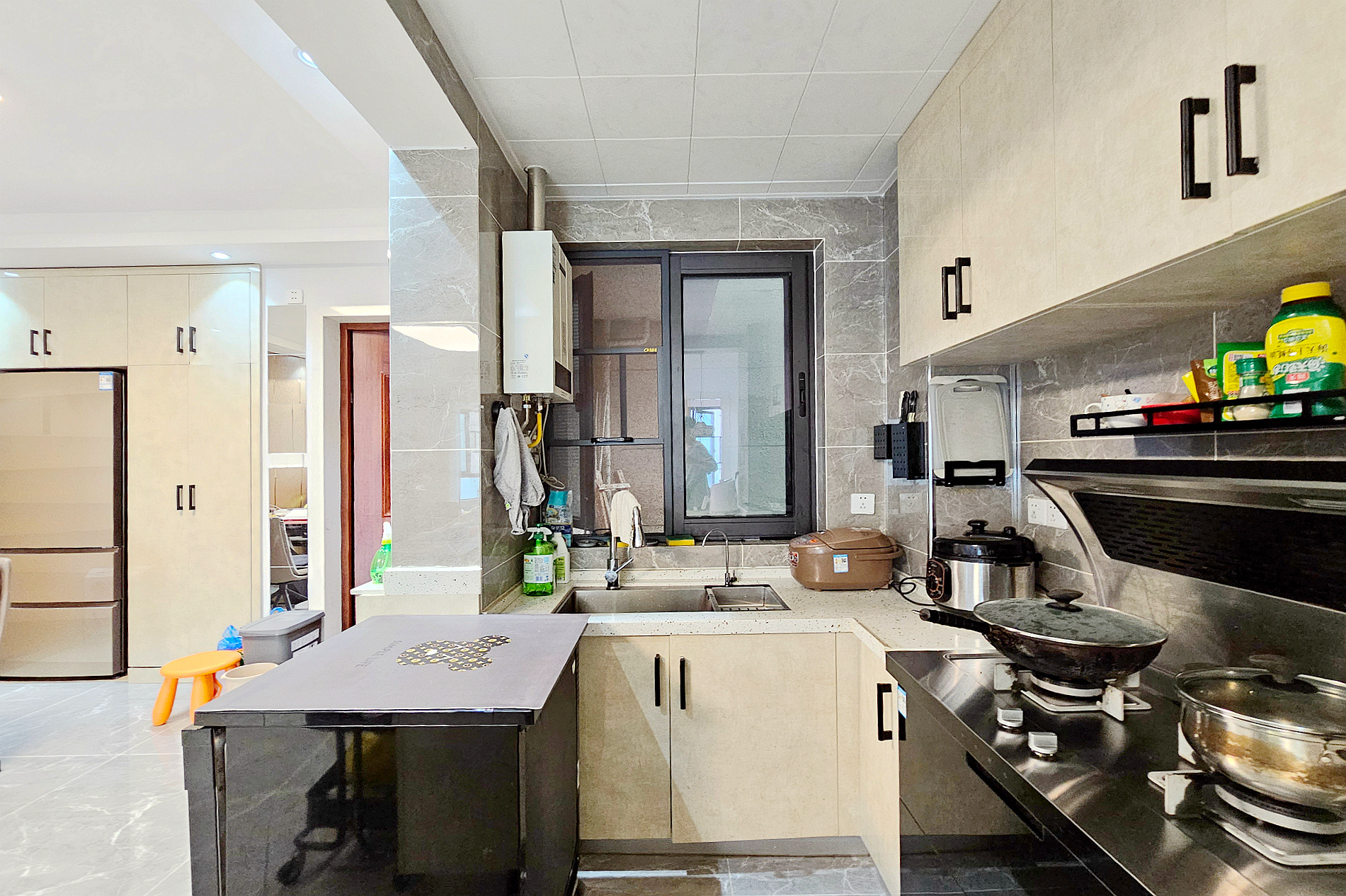 明昇壹城（明昇时代广场）一期  3室2厅1卫    159.0万其他