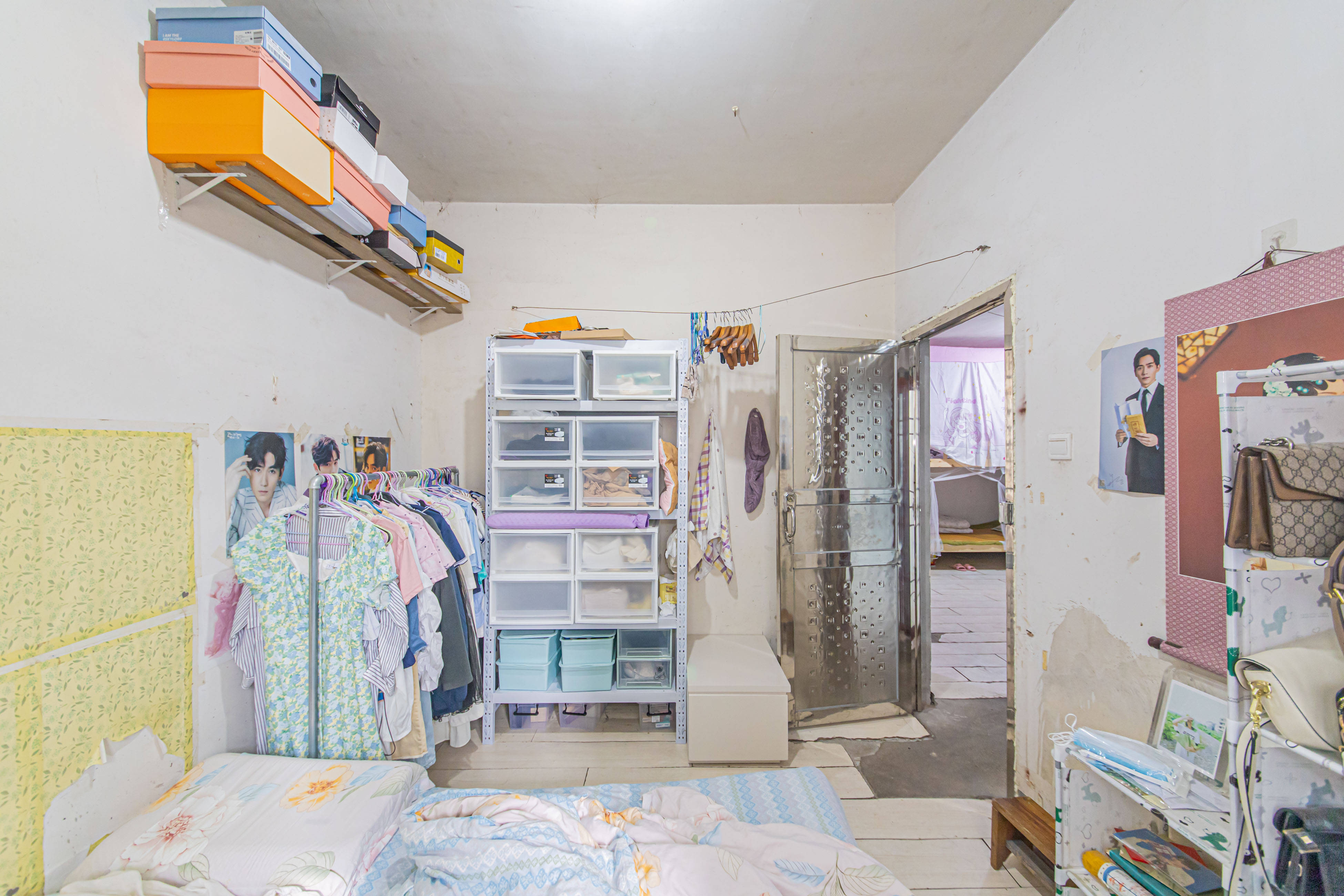 华电湘苑  3室2厅1卫   105.00万卧室