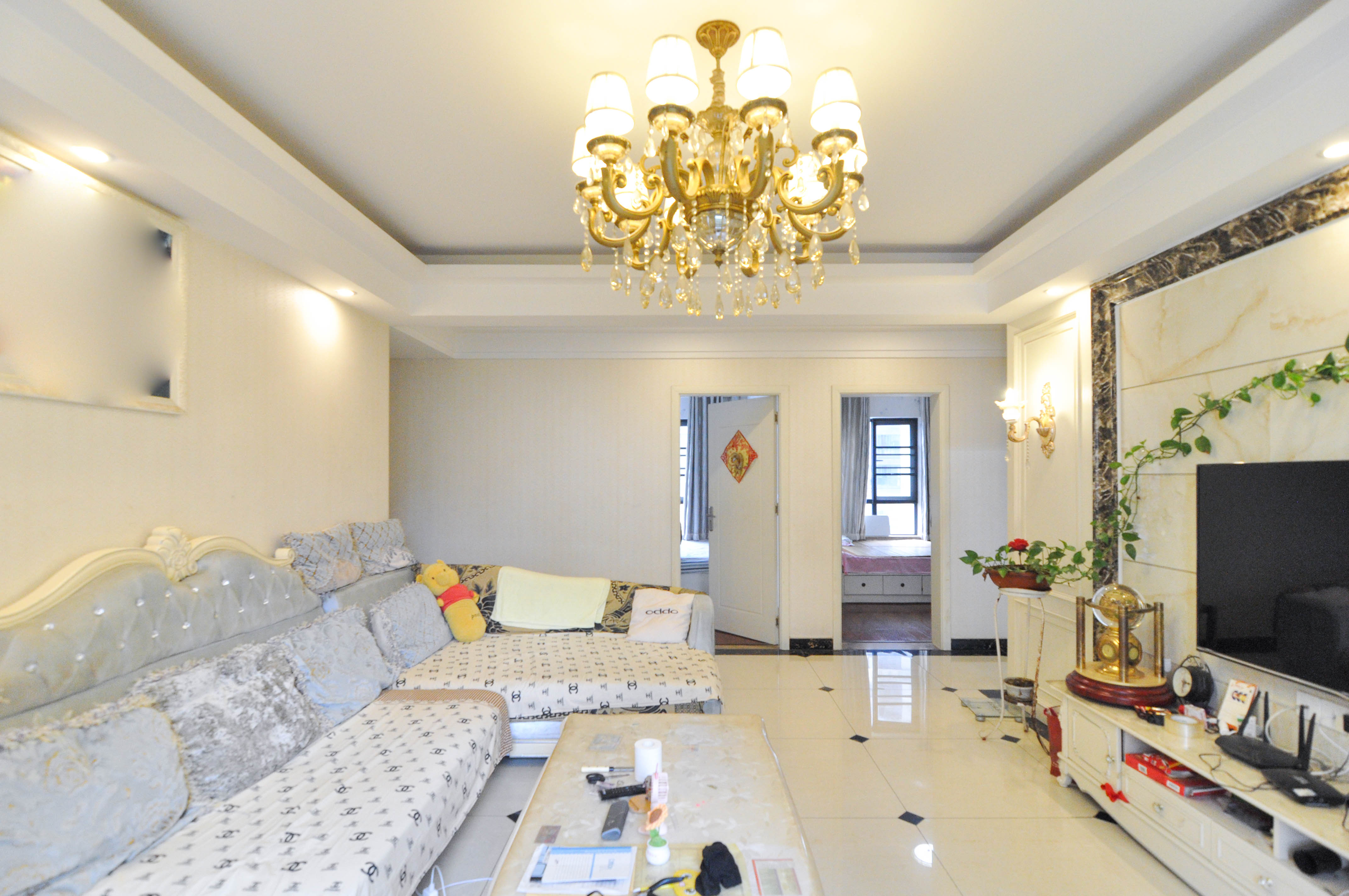 中海梅溪湖壹号  3室2厅1卫    163.0万客厅