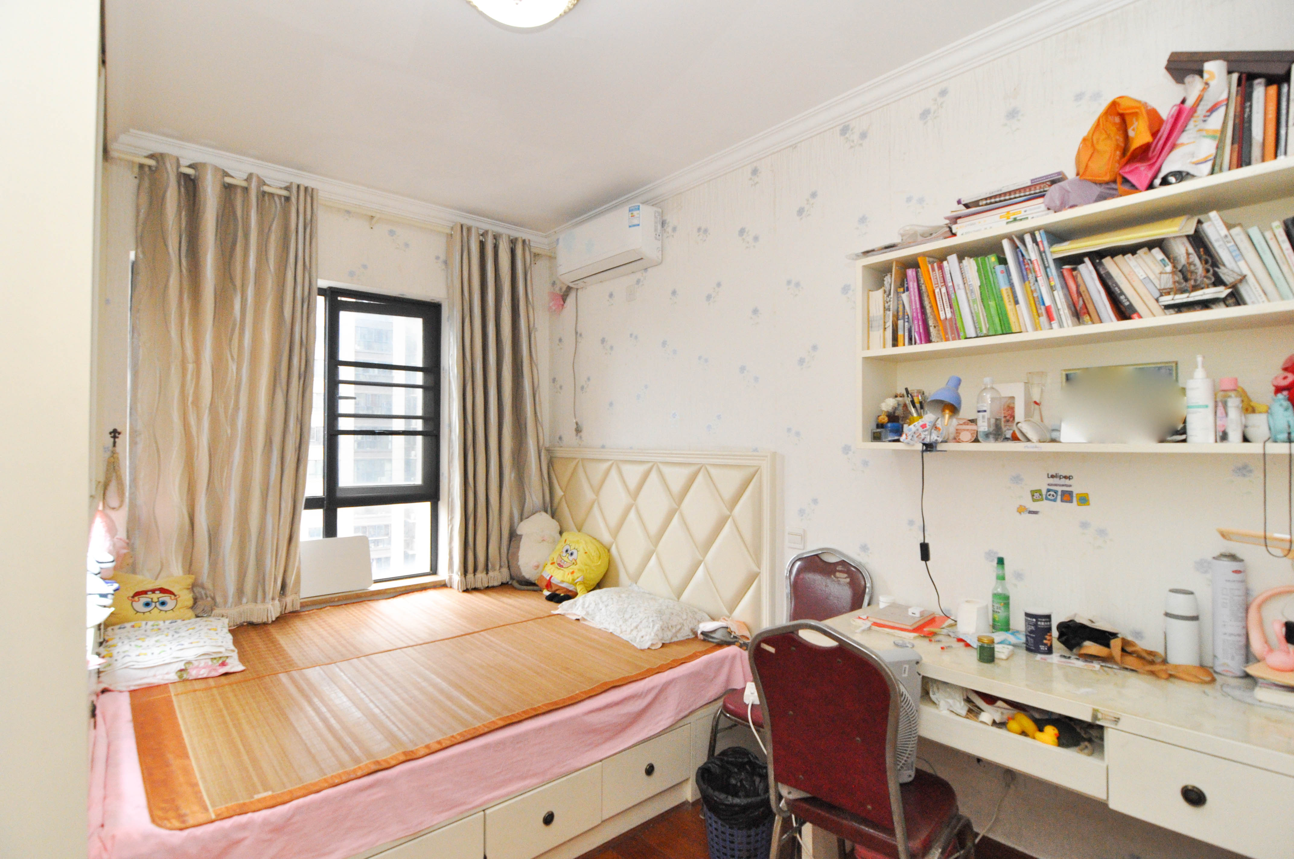 中海梅溪湖壹号  3室2厅1卫    163.0万其他