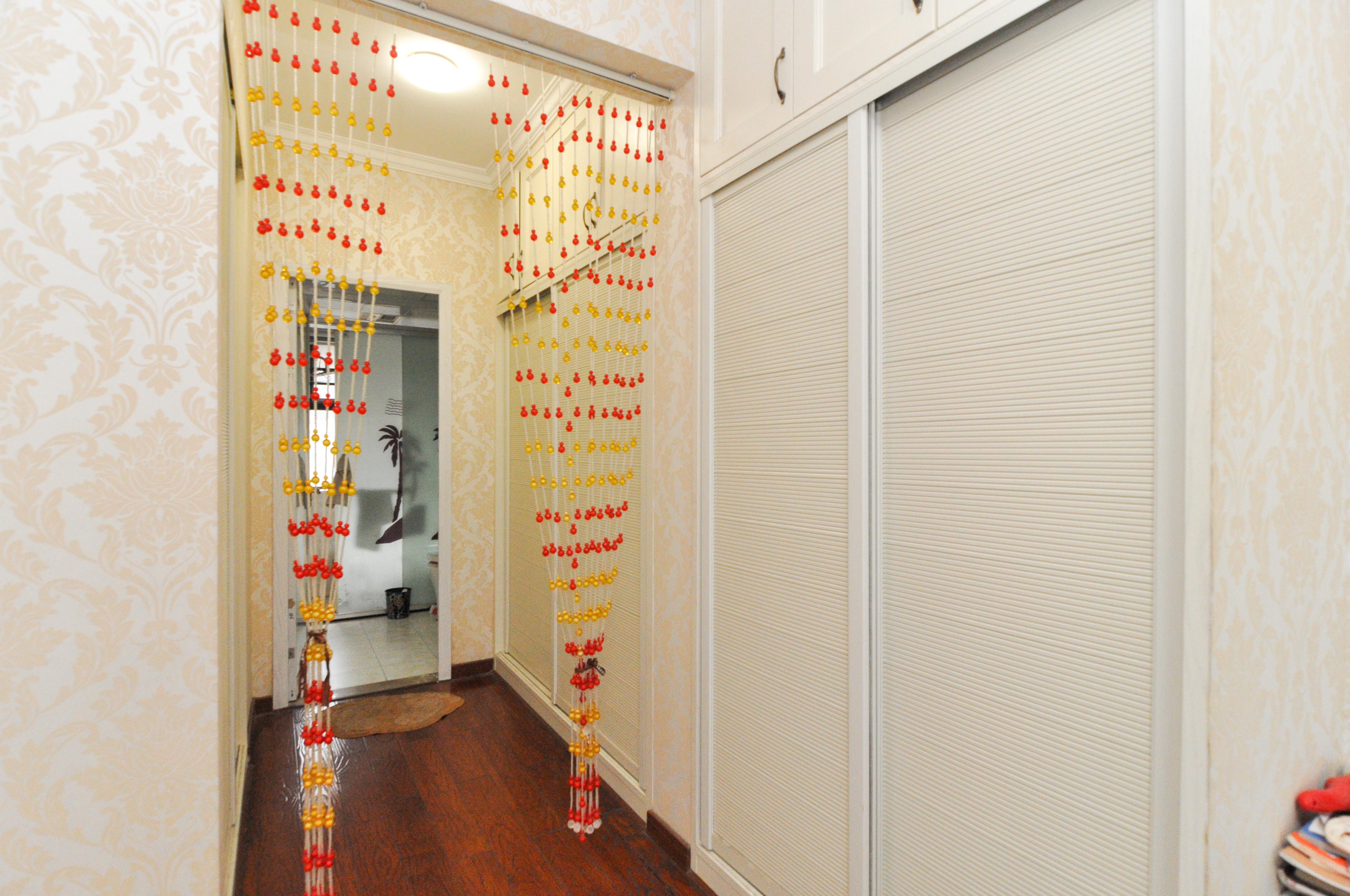 中海梅溪湖壹号  3室2厅1卫    163.0万其他