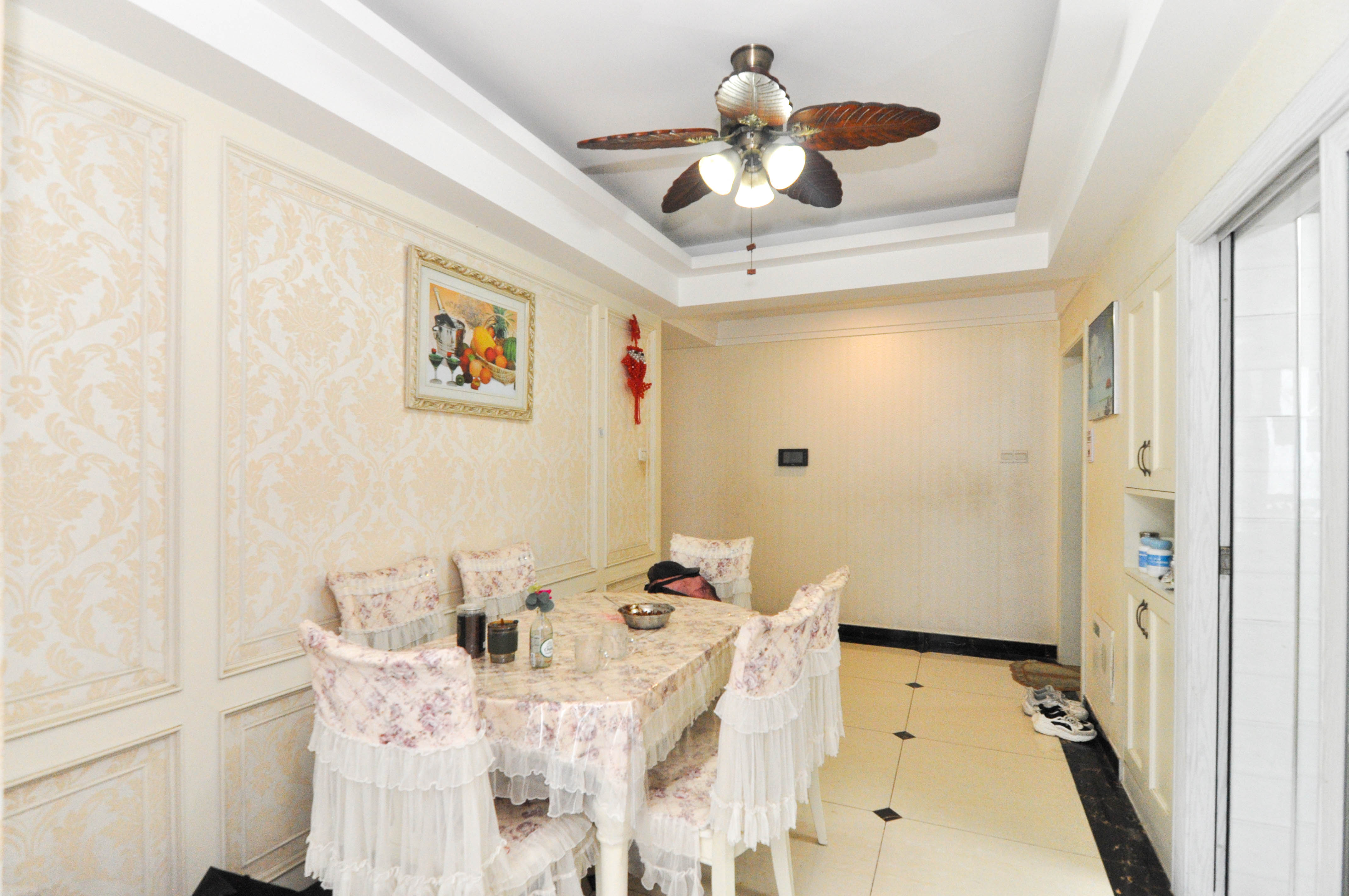 中海梅溪湖壹号  3室2厅1卫    163.0万其他