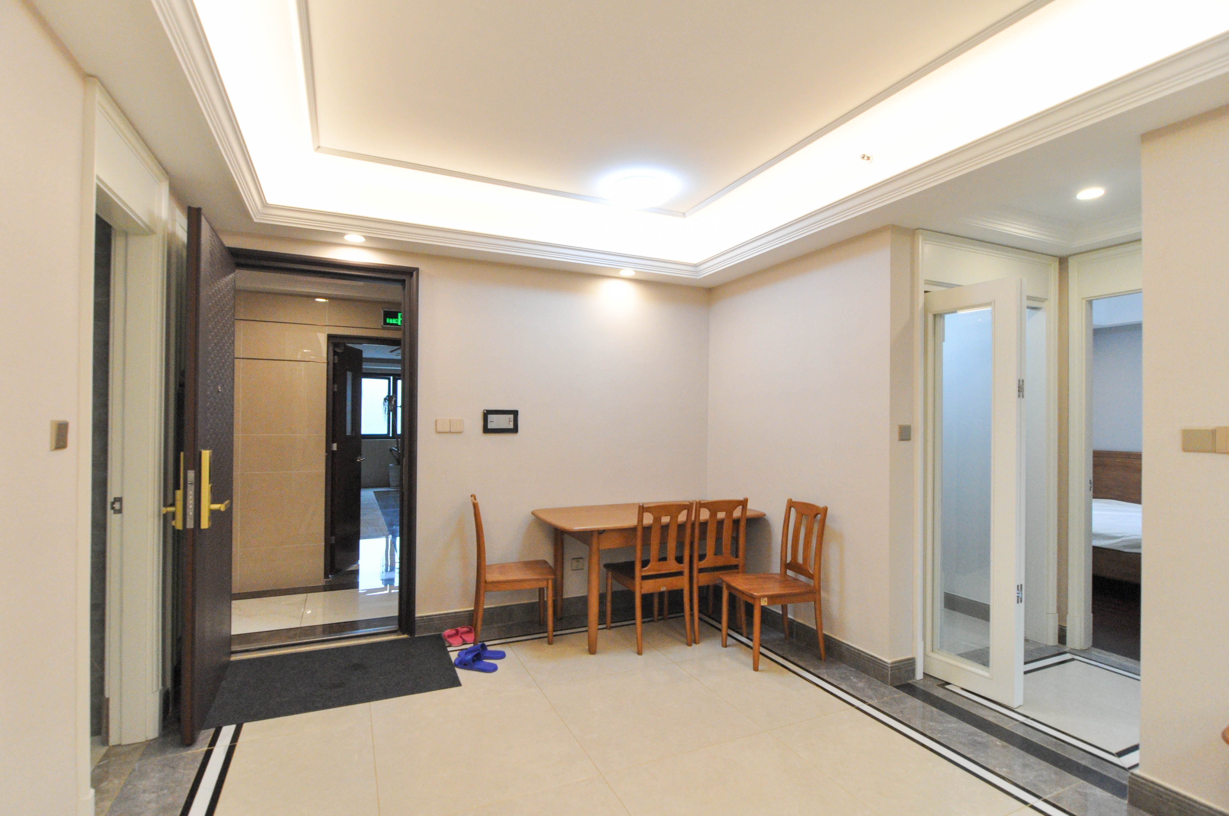 中海梅溪湖壹号  3室2厅2卫    252.0万其他