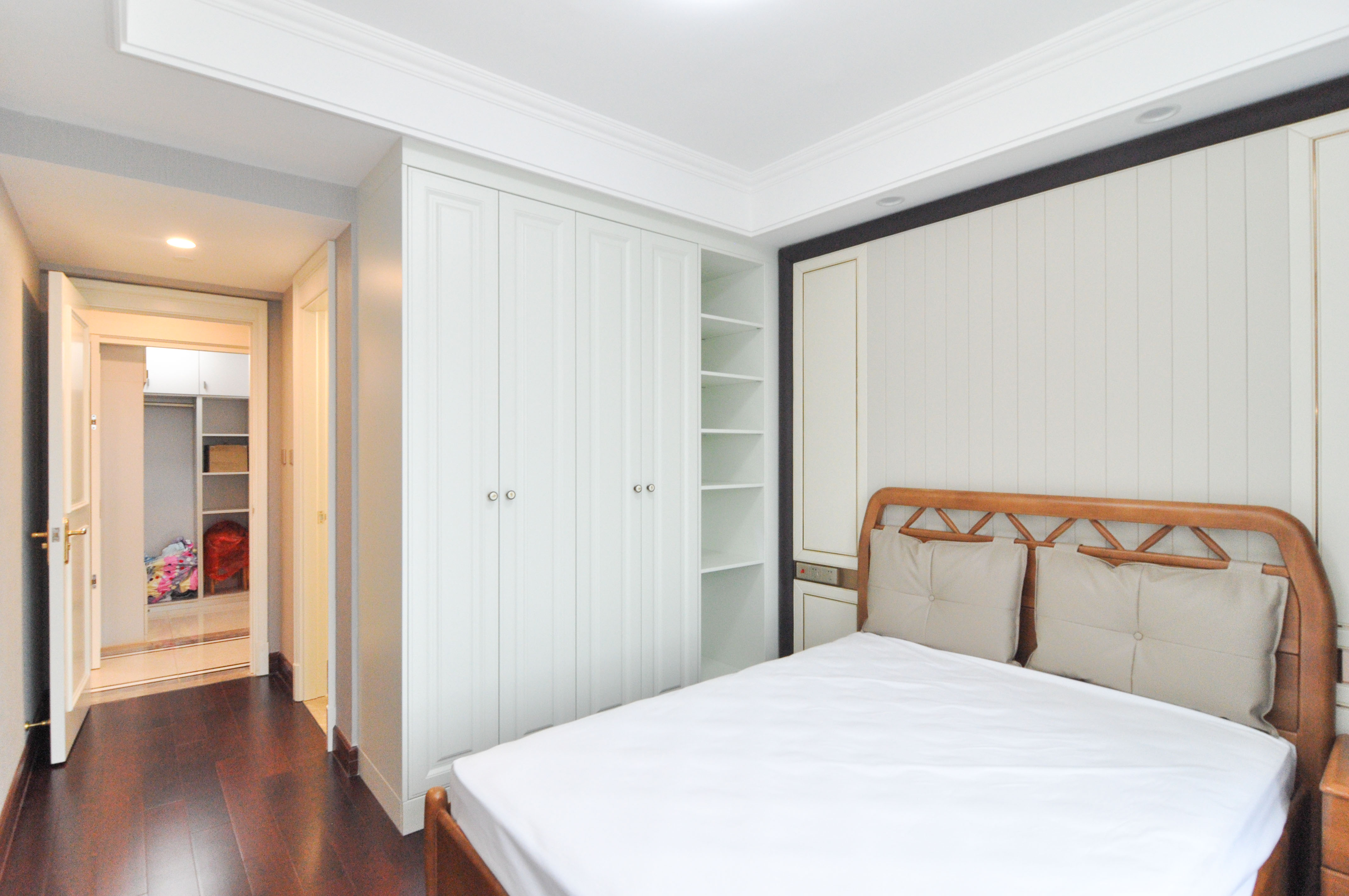 中海梅溪湖壹号  3室2厅2卫    252.0万其他