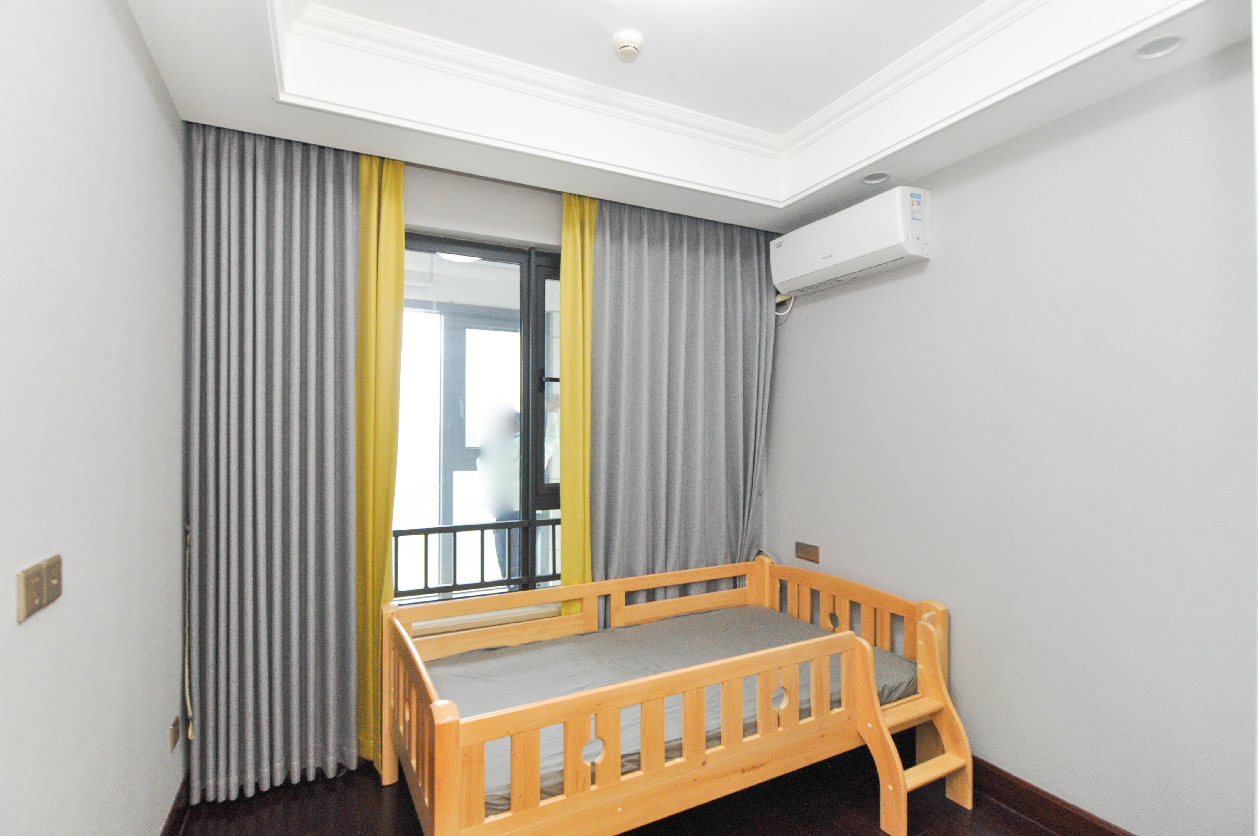 中海梅溪湖壹号  3室2厅2卫    252.0万其他