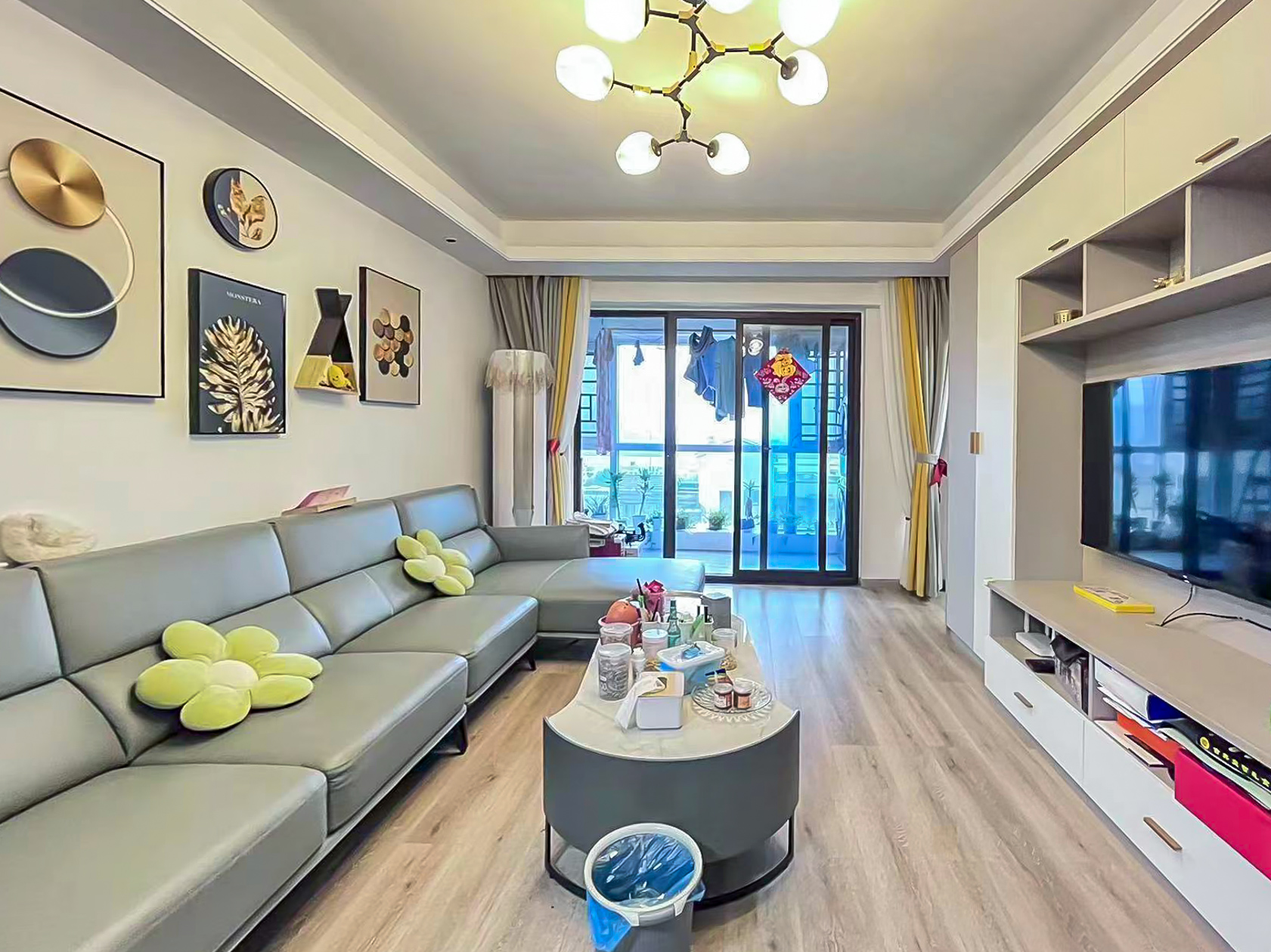 尚鑫海悦(新长海尚海城)  3室2厅1卫    120.0万 尚鑫海悦(新长海尚海城)  3室2厅1卫    120.0万客厅