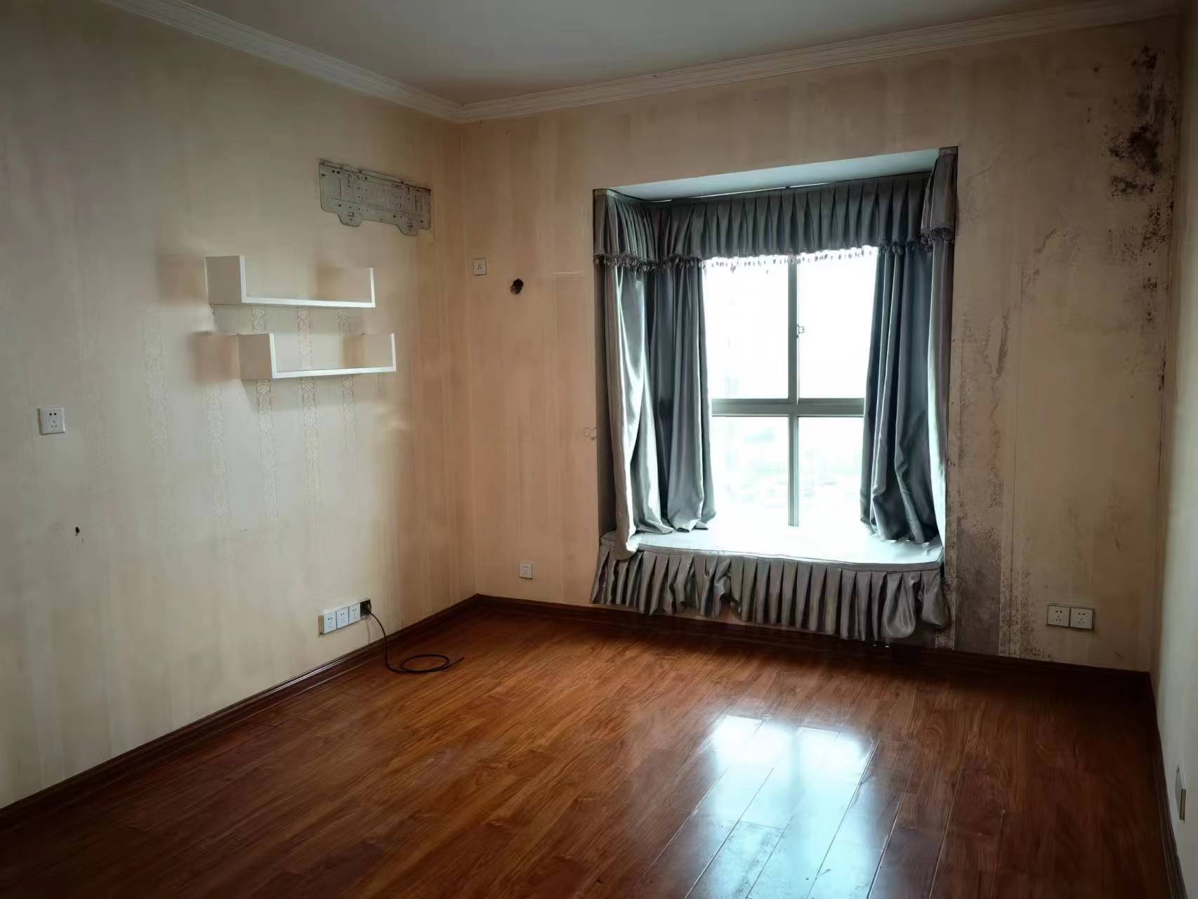 进步亚泰 2室2厅1卫 1000.00元/月 进步亚泰 2室2厅1卫 1000.00元/月室内图