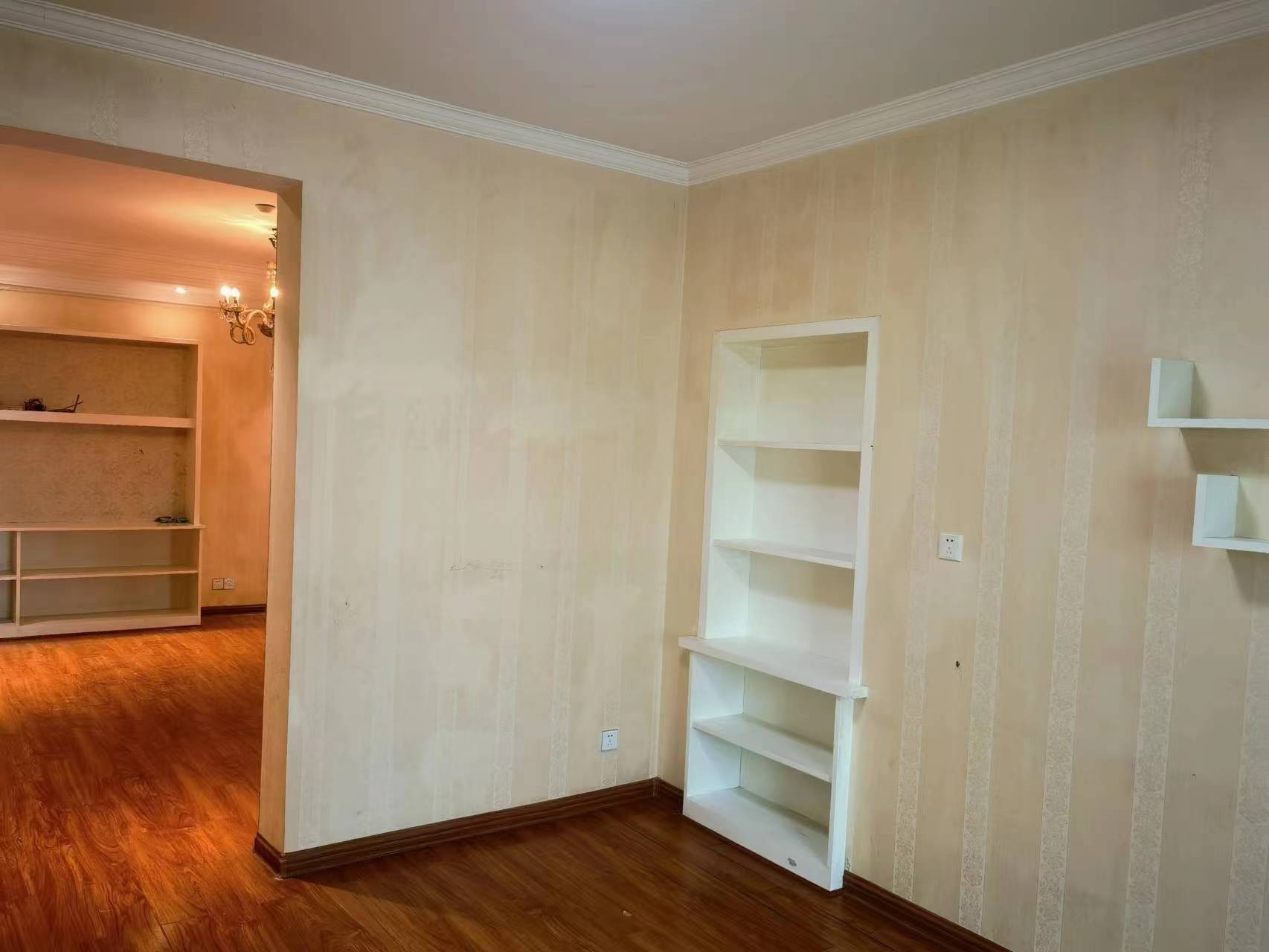 进步亚泰 2室2厅1卫 1000.00元/月 进步亚泰 2室2厅1卫 1000.00元/月室内图