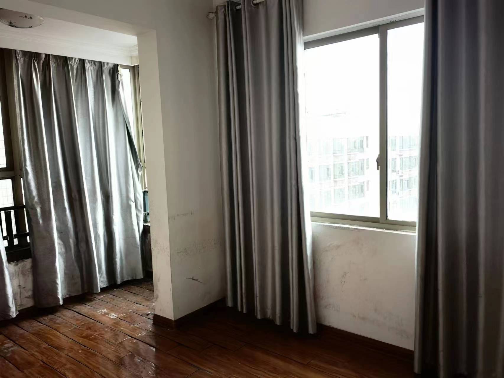 进步亚泰 2室2厅1卫 1000.00元/月 进步亚泰 2室2厅1卫 1000.00元/月室内图