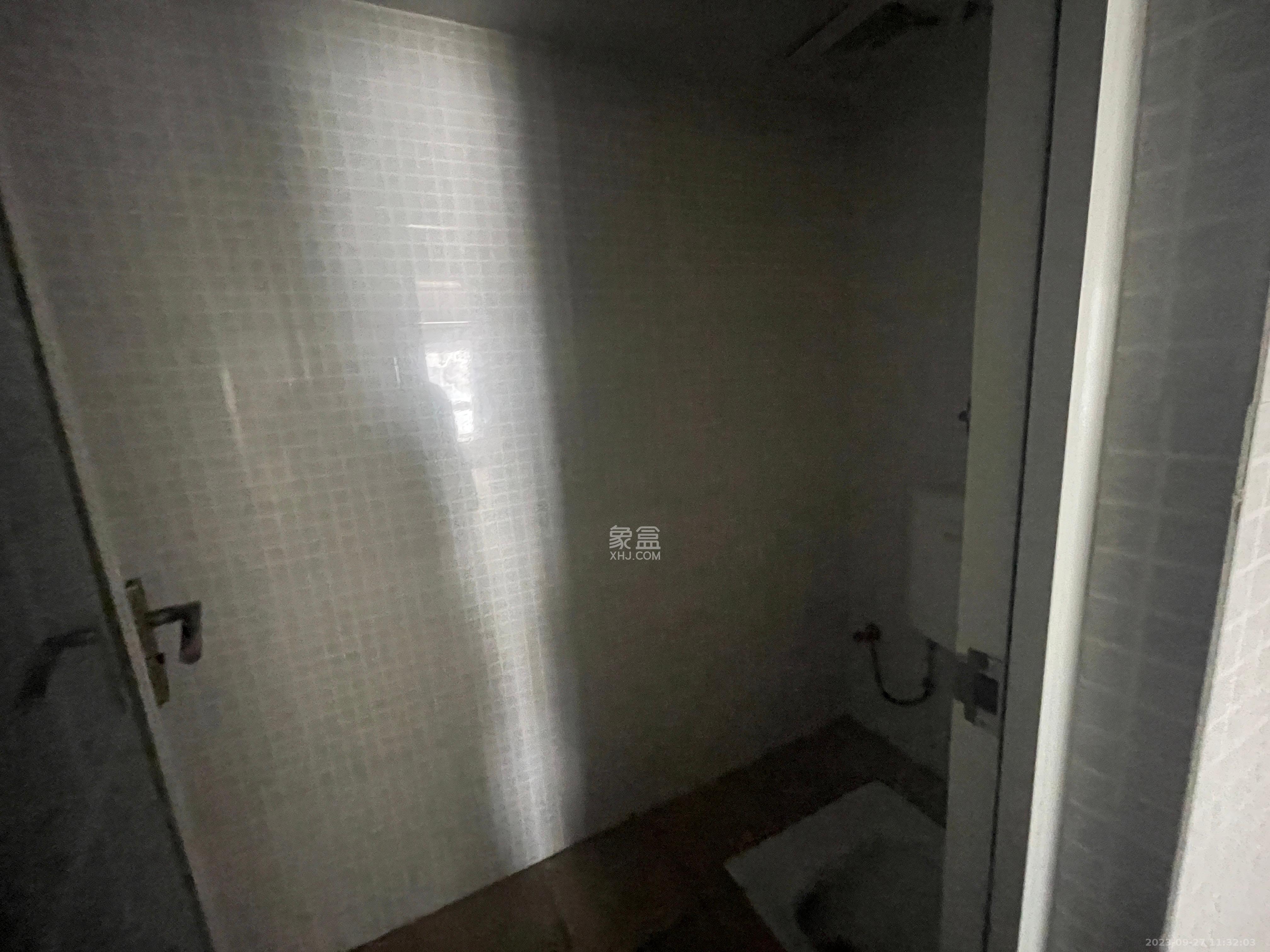 玛依拉山庄  2室1厅1卫   4000.00元/月室内图