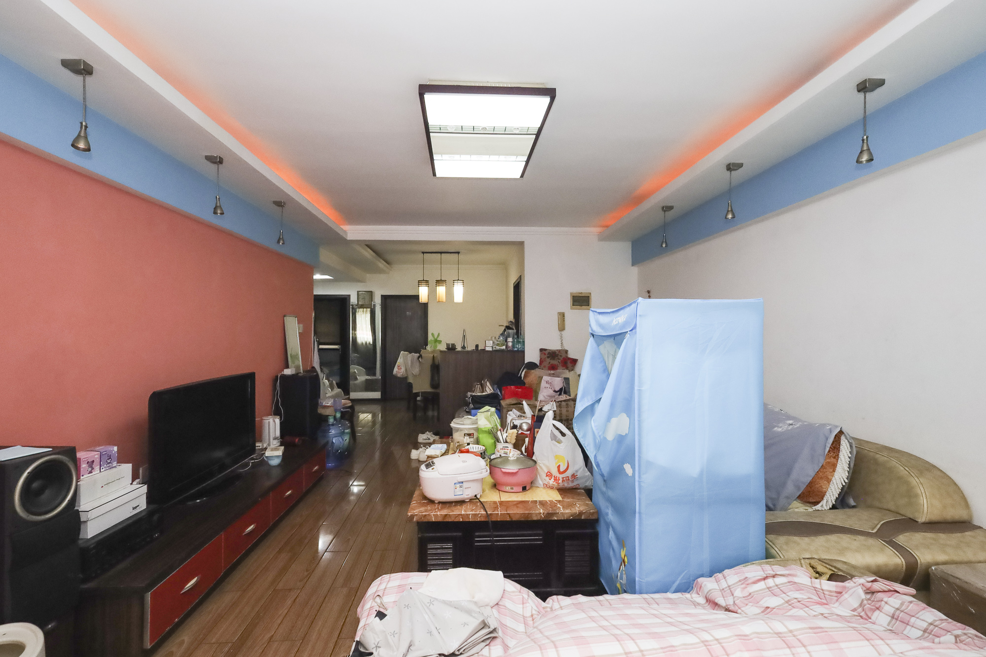 枫林美景  3室2厅1卫   87.00万客厅
