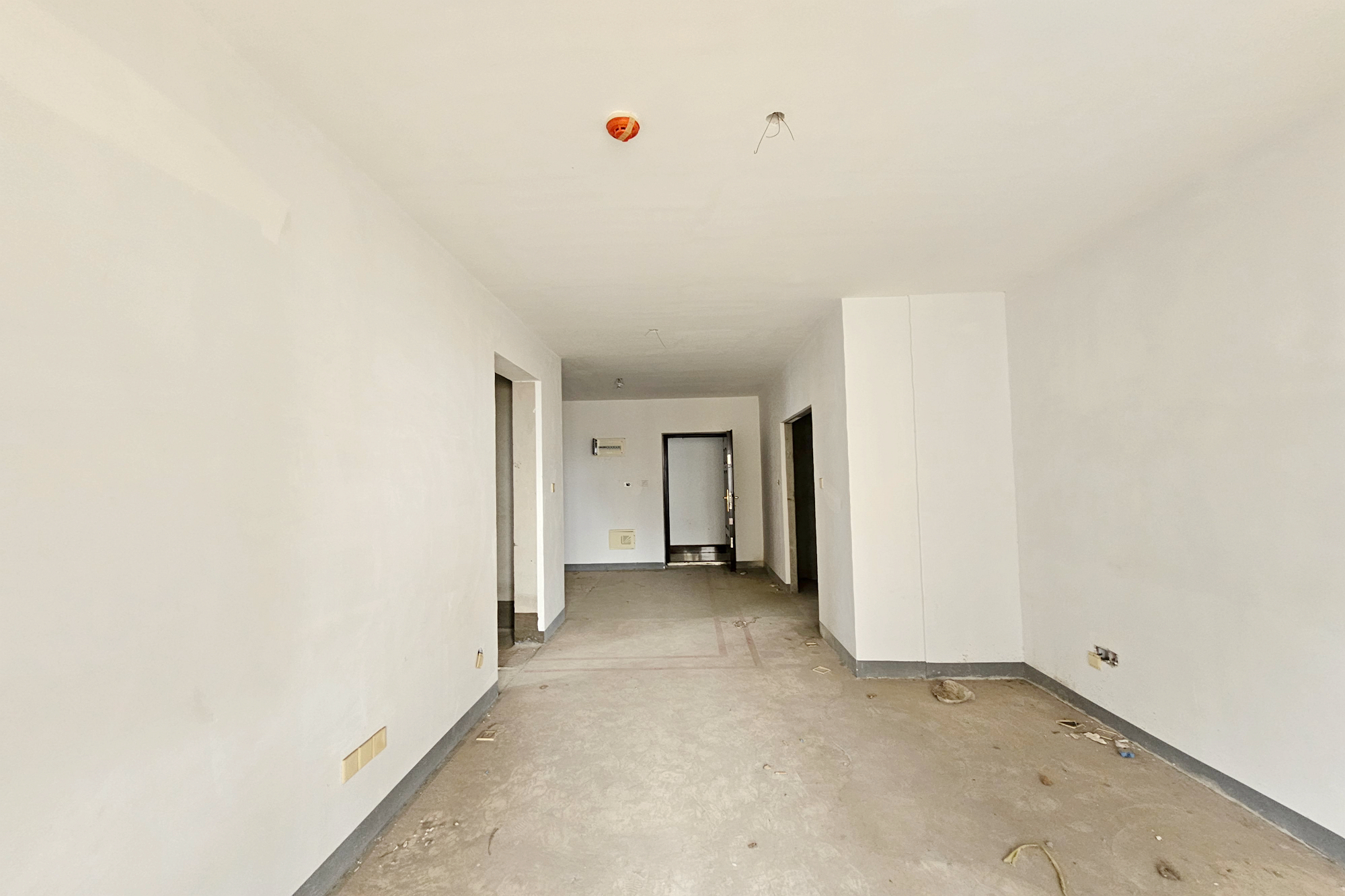 金地格林公馆 3室2厅1卫 82.0万 金地格林公馆 3室2厅1卫 82.0万客厅