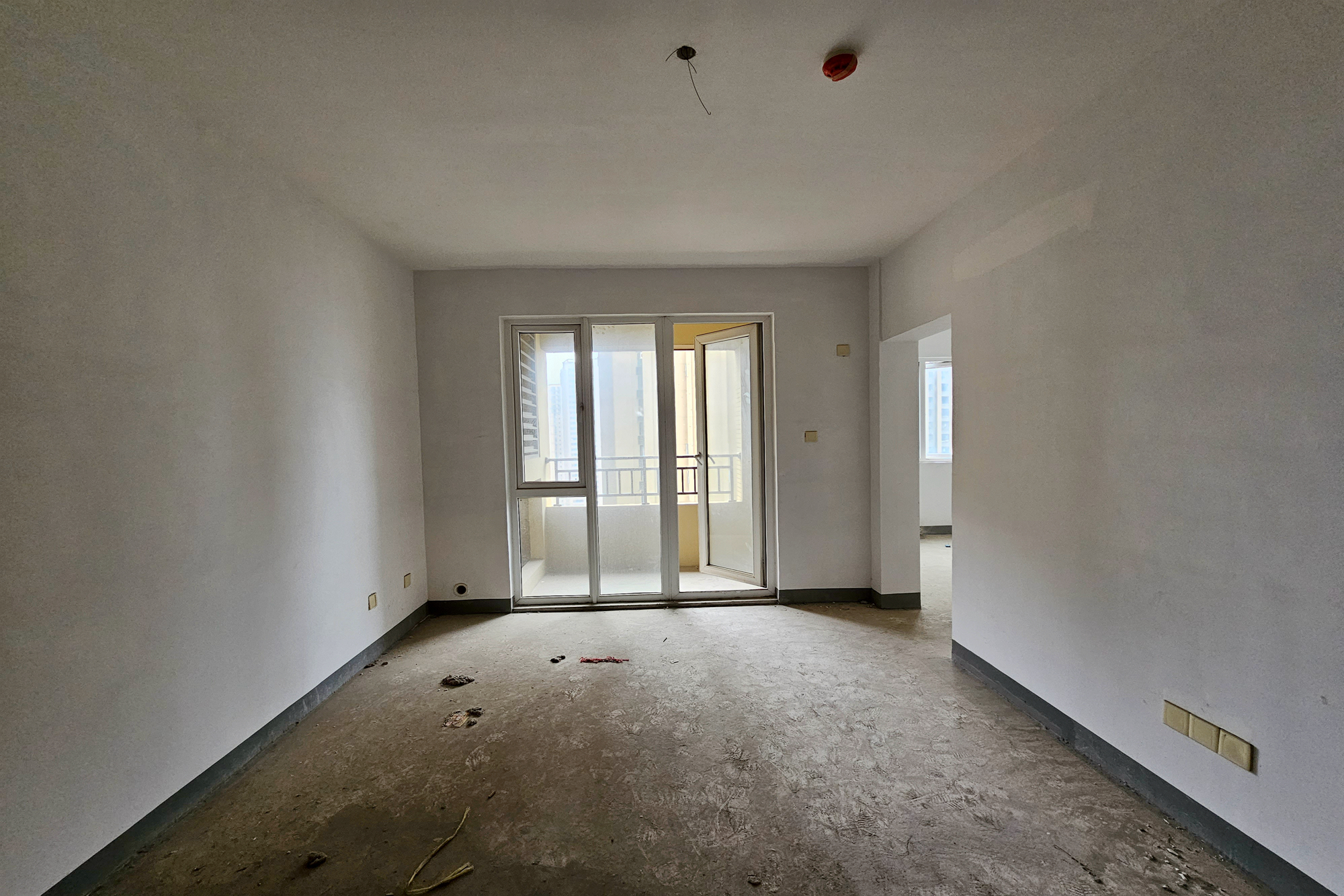 金地格林公馆 3室2厅1卫 82.0万 金地格林公馆 3室2厅1卫 82.0万客厅