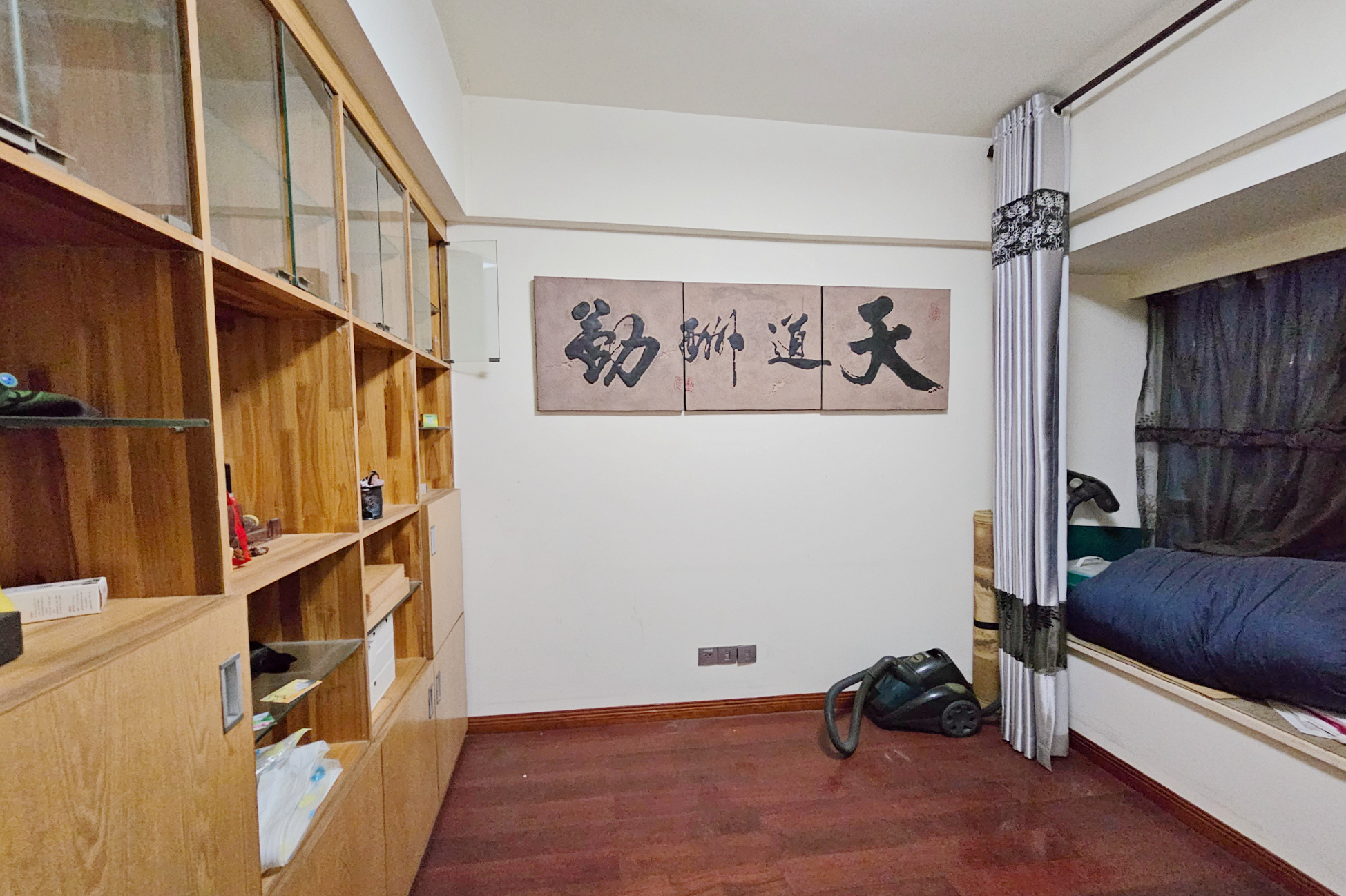 茂华国际湘  3室2厅2卫   137.00万其他