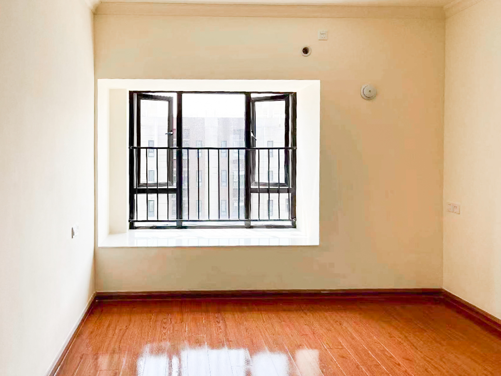 碧桂园荟隽棠 4室2厅2卫 119.8万 碧桂园荟隽棠 4室2厅2卫 119.8万卧室