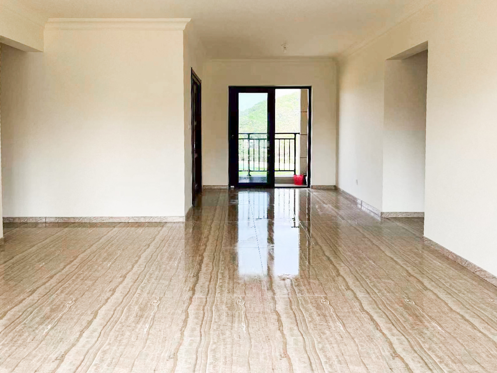 碧桂园荟隽棠 4室2厅2卫 119.8万 碧桂园荟隽棠 4室2厅2卫 119.8万卧室