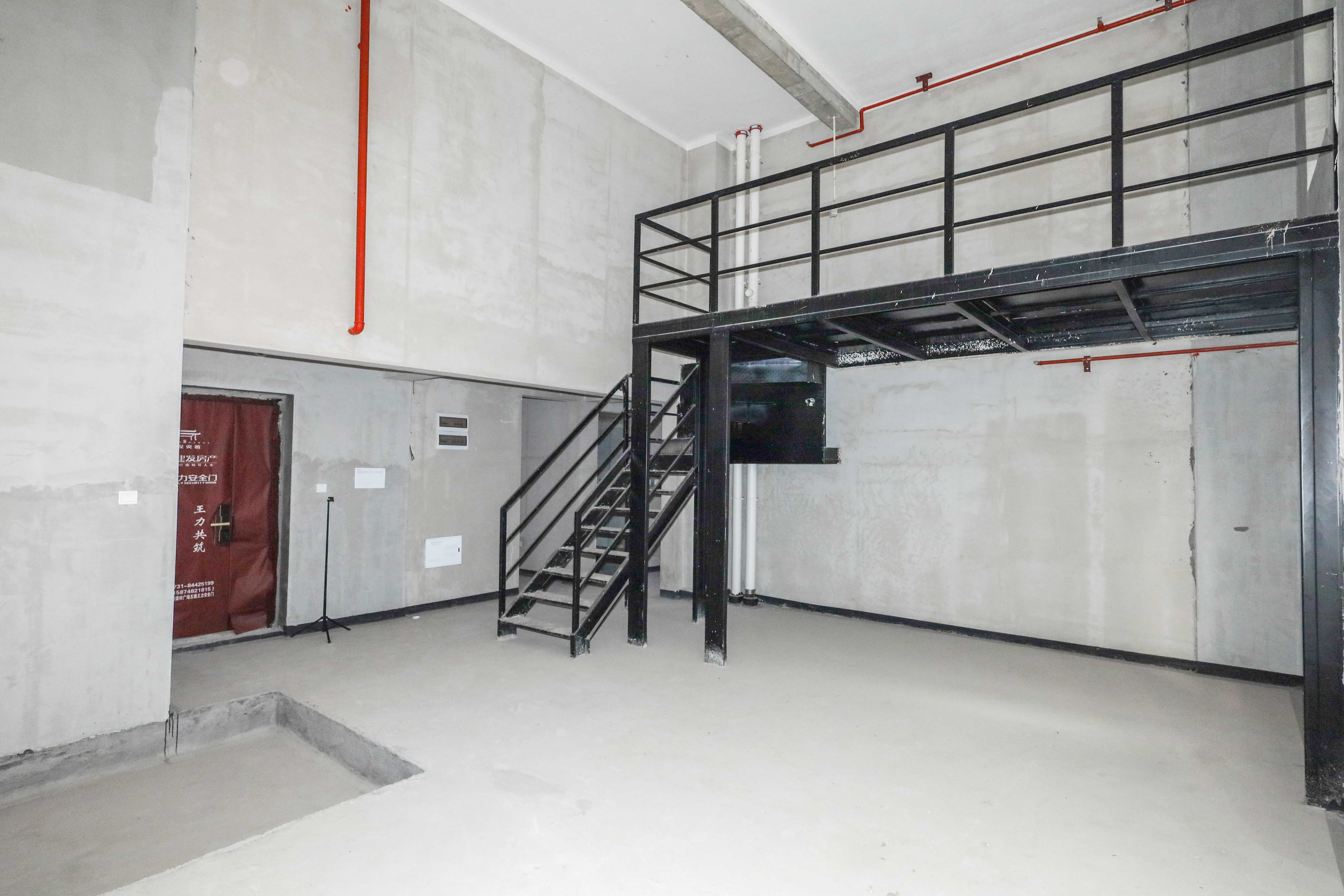 建发央著  4室2厅2卫   370.00万