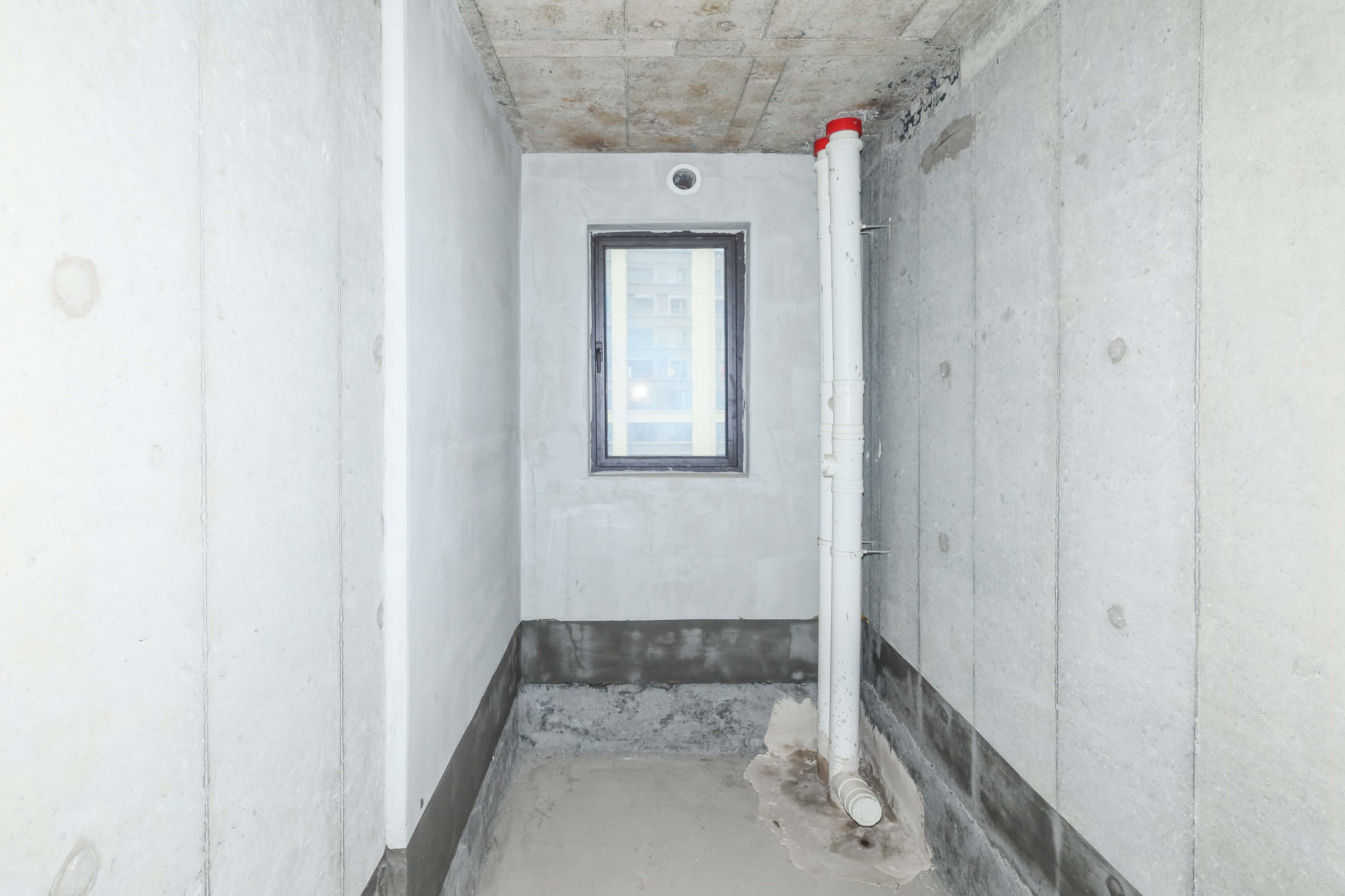 建发央著  4室2厅2卫   370.00万卫生间