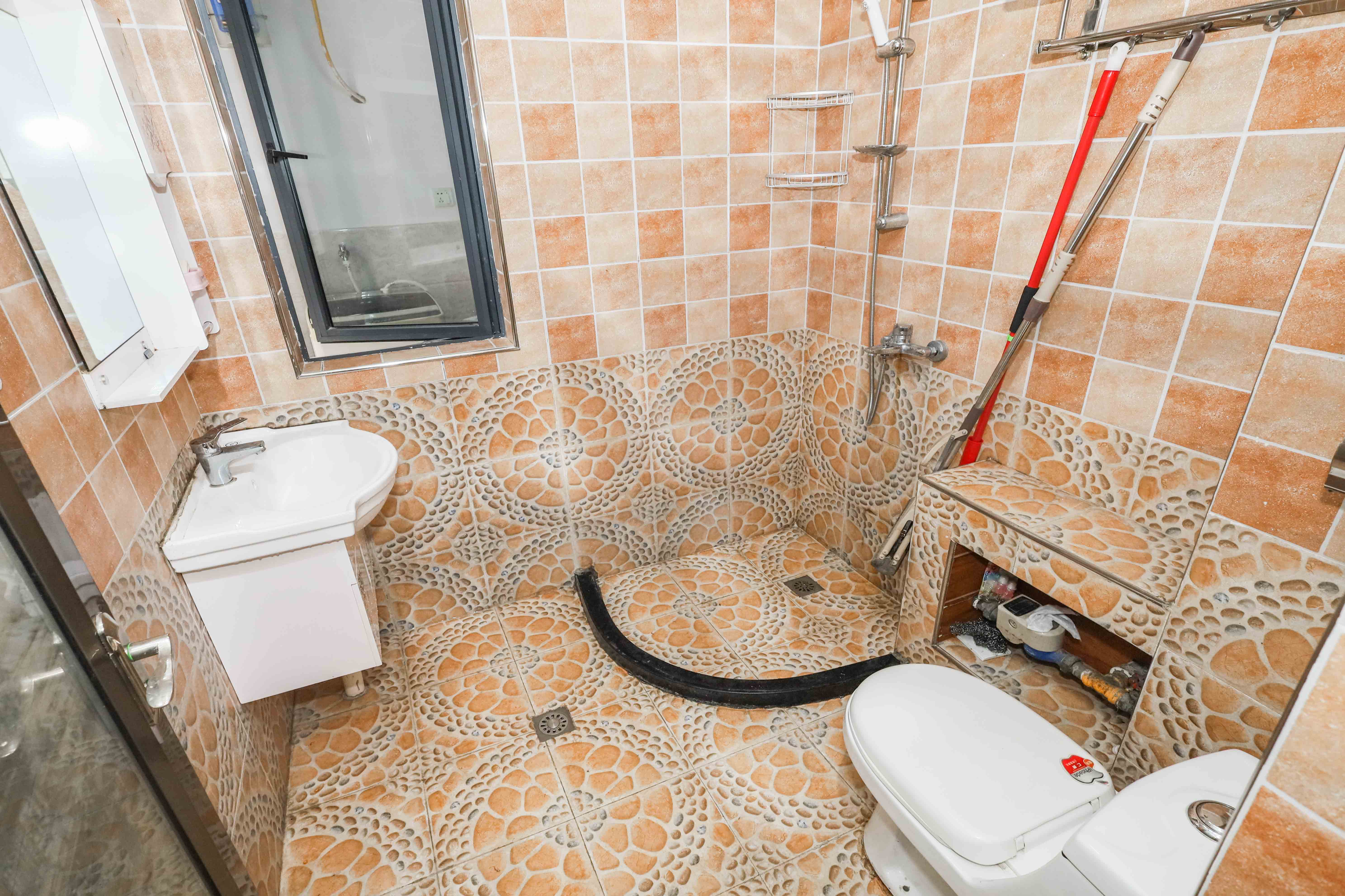 保利麓谷林语B区 4室2厅2卫 118.0万 保利麓谷林语B区 4室2厅2卫 118.0万其他