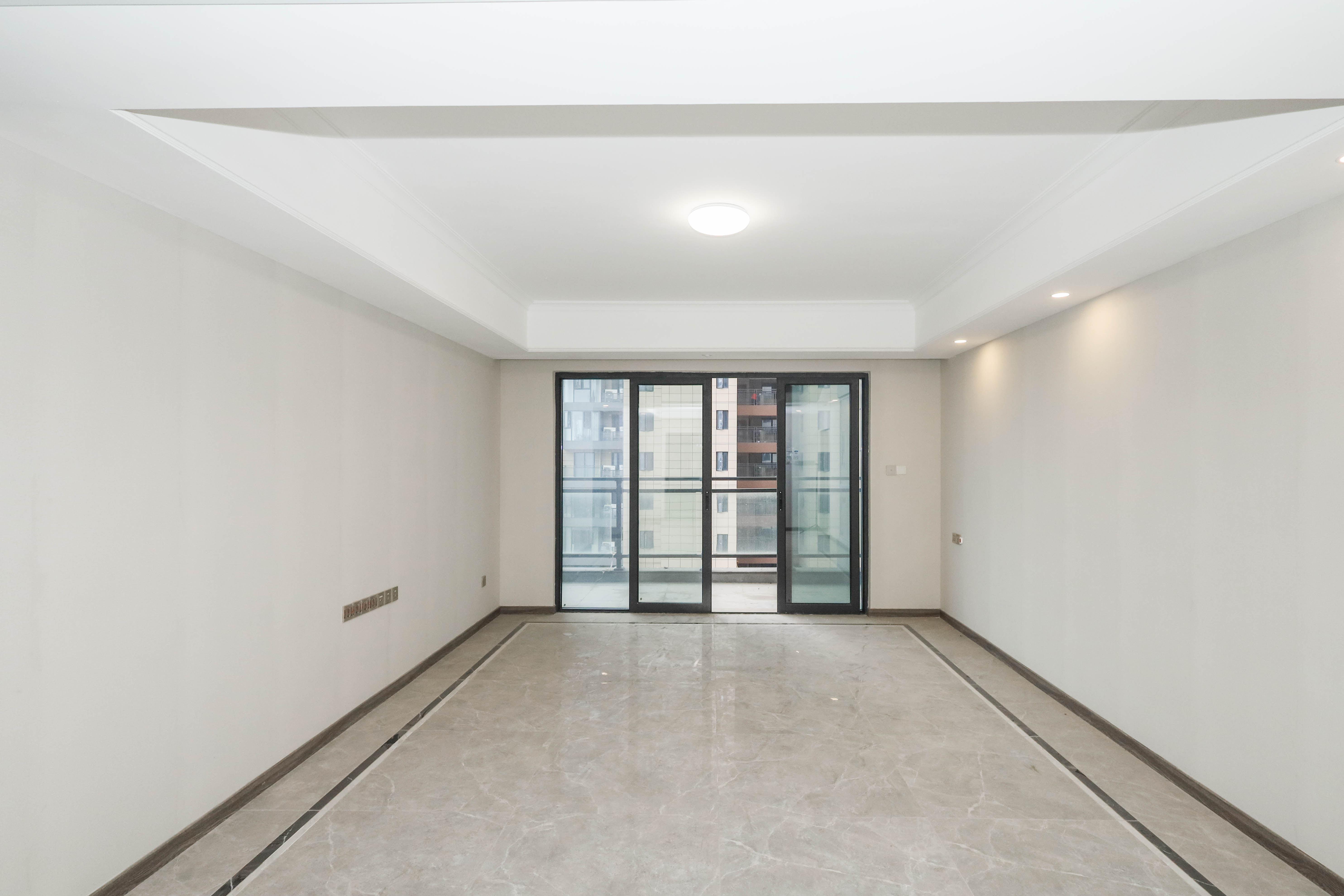 梦想新天地  3室2厅2卫    151.8万 梦想新天地  3室2厅2卫    151.8万客厅