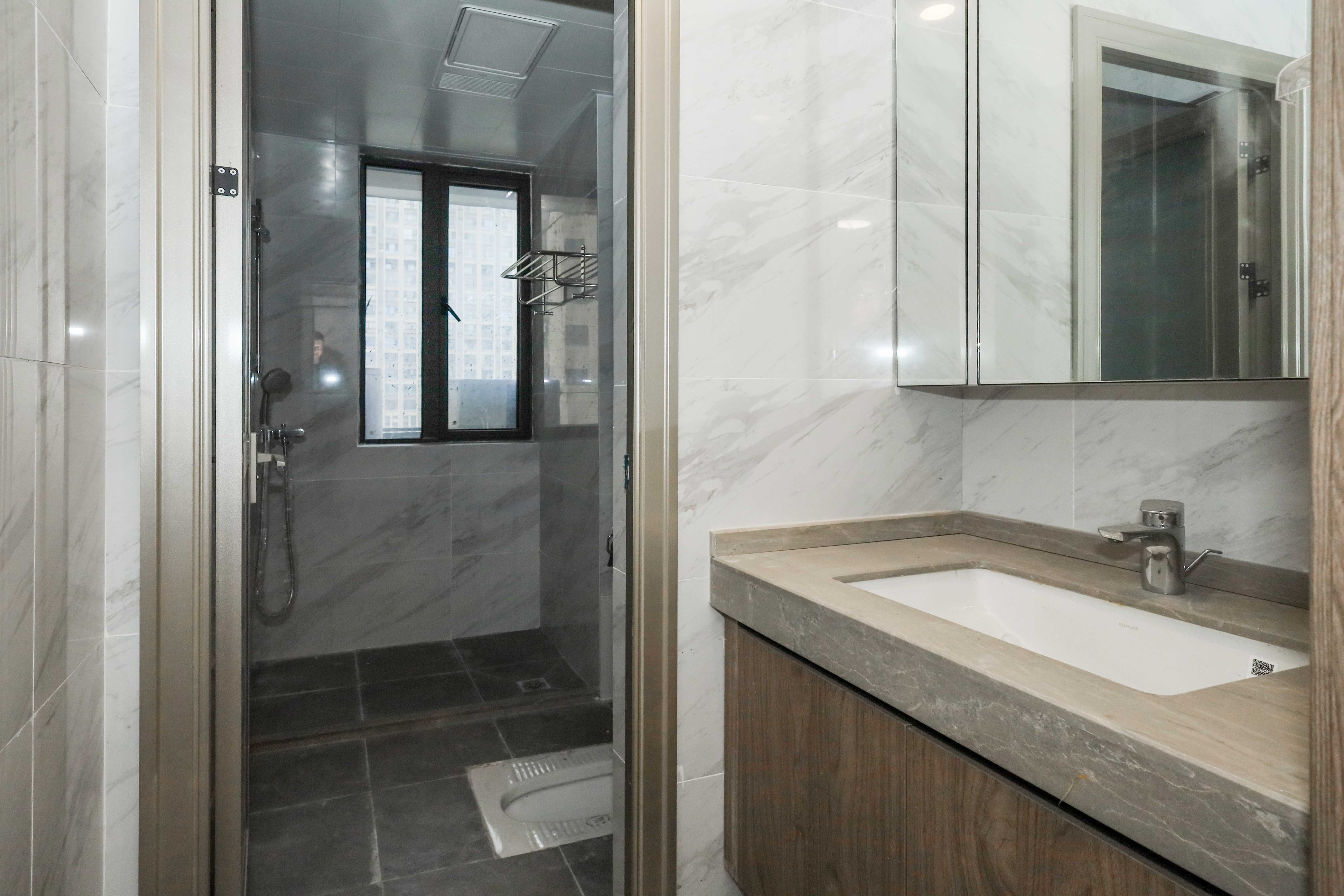 梦想新天地  3室2厅2卫    151.8万 梦想新天地  3室2厅2卫    151.8万卫生间