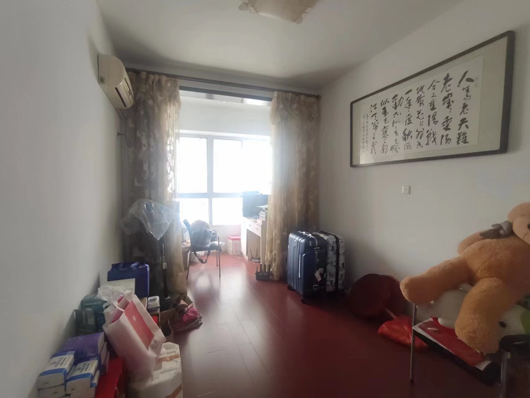 香草园  4室2厅2卫   75.00万室内图