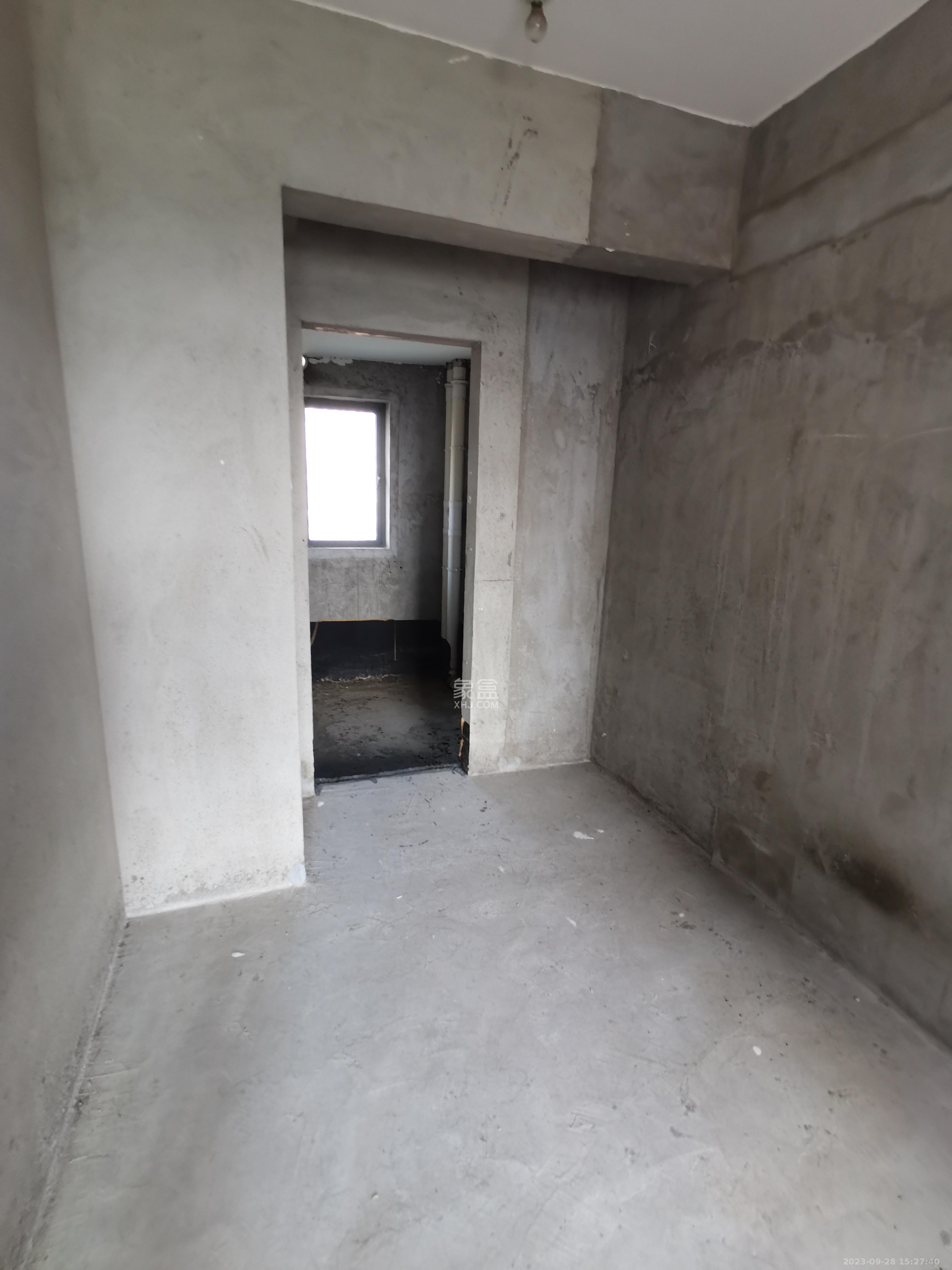 中建芙蓉嘉苑  3室2厅2卫   1000.00元/月室内图