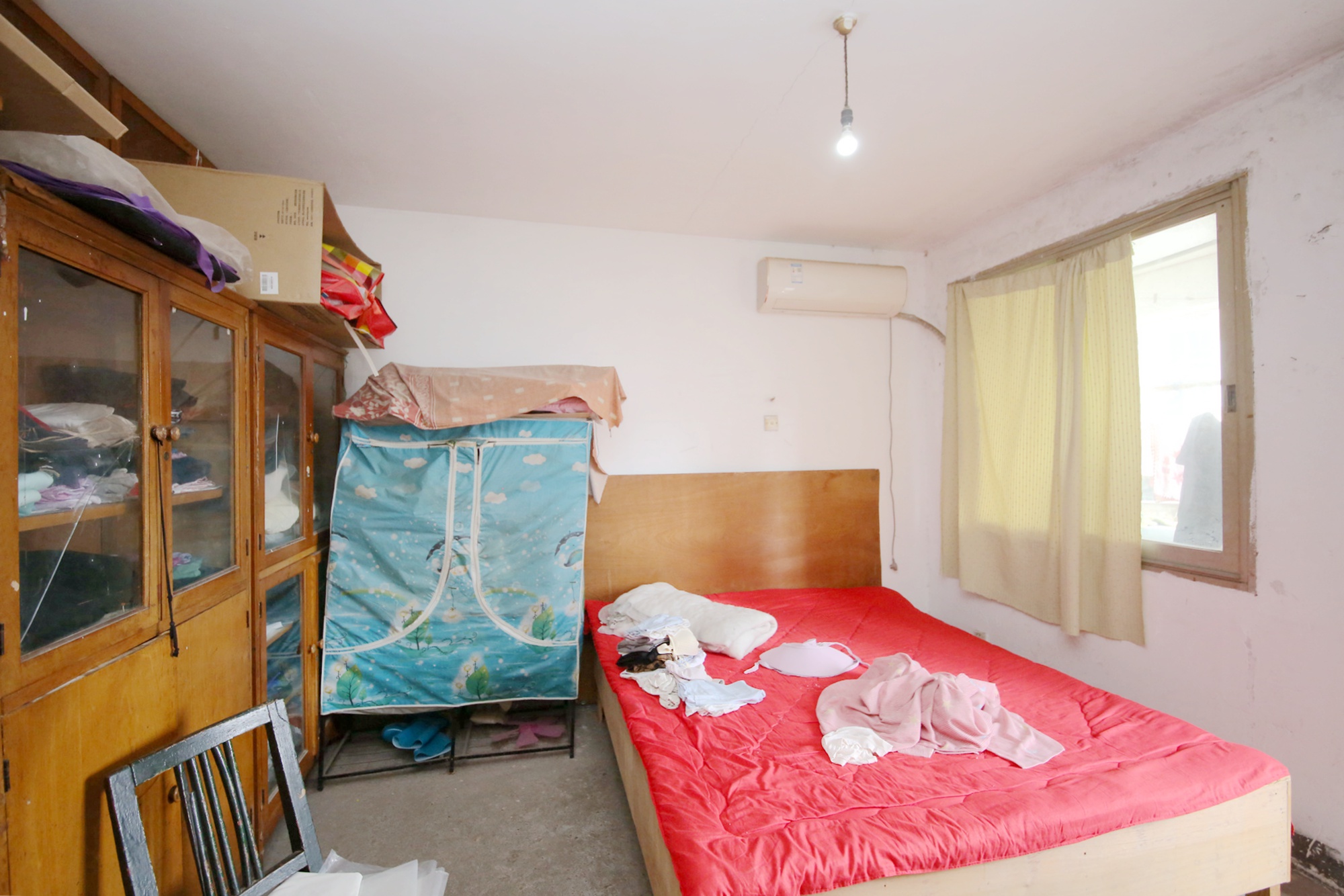 湘运新村  2室2厅1卫   40.00万卧室