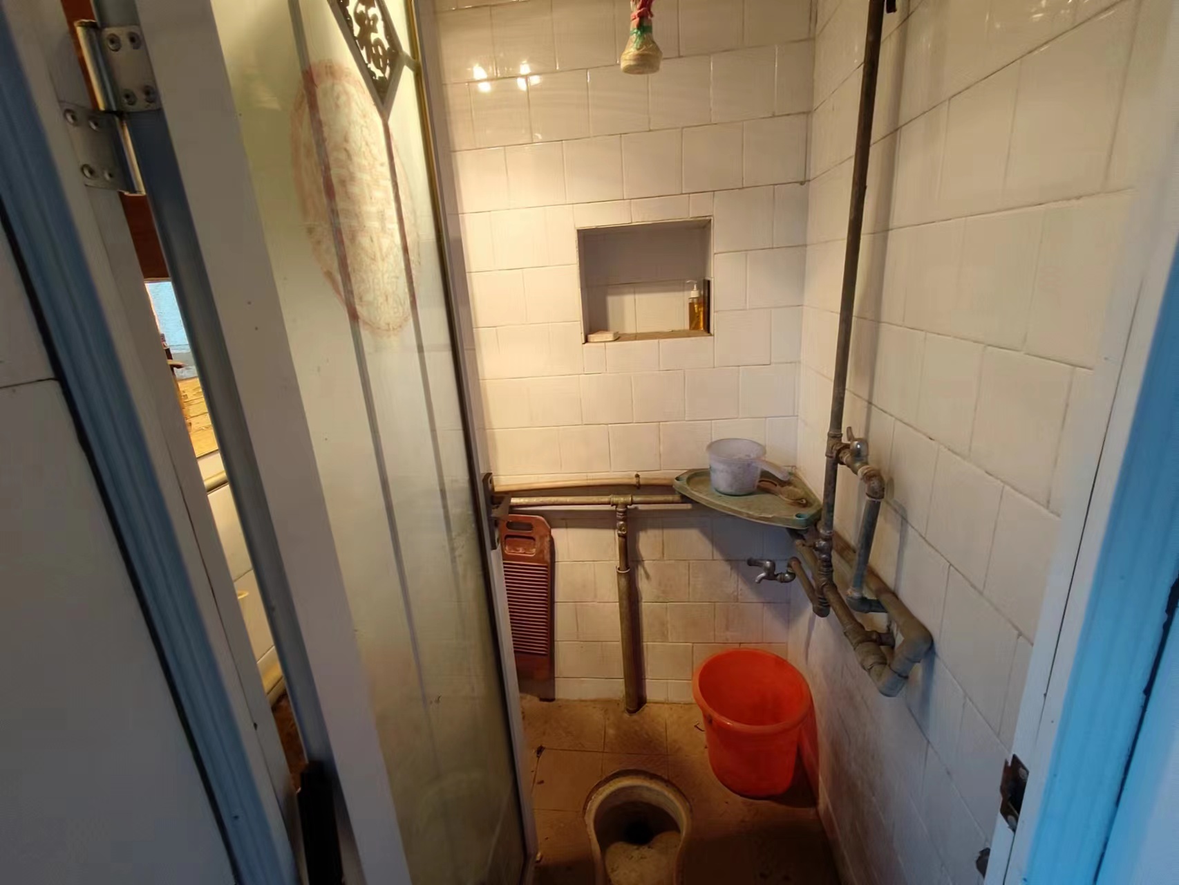 轴承厂 2室1厅1卫 21.8万 轴承厂 2室1厅1卫 21.8万室内图